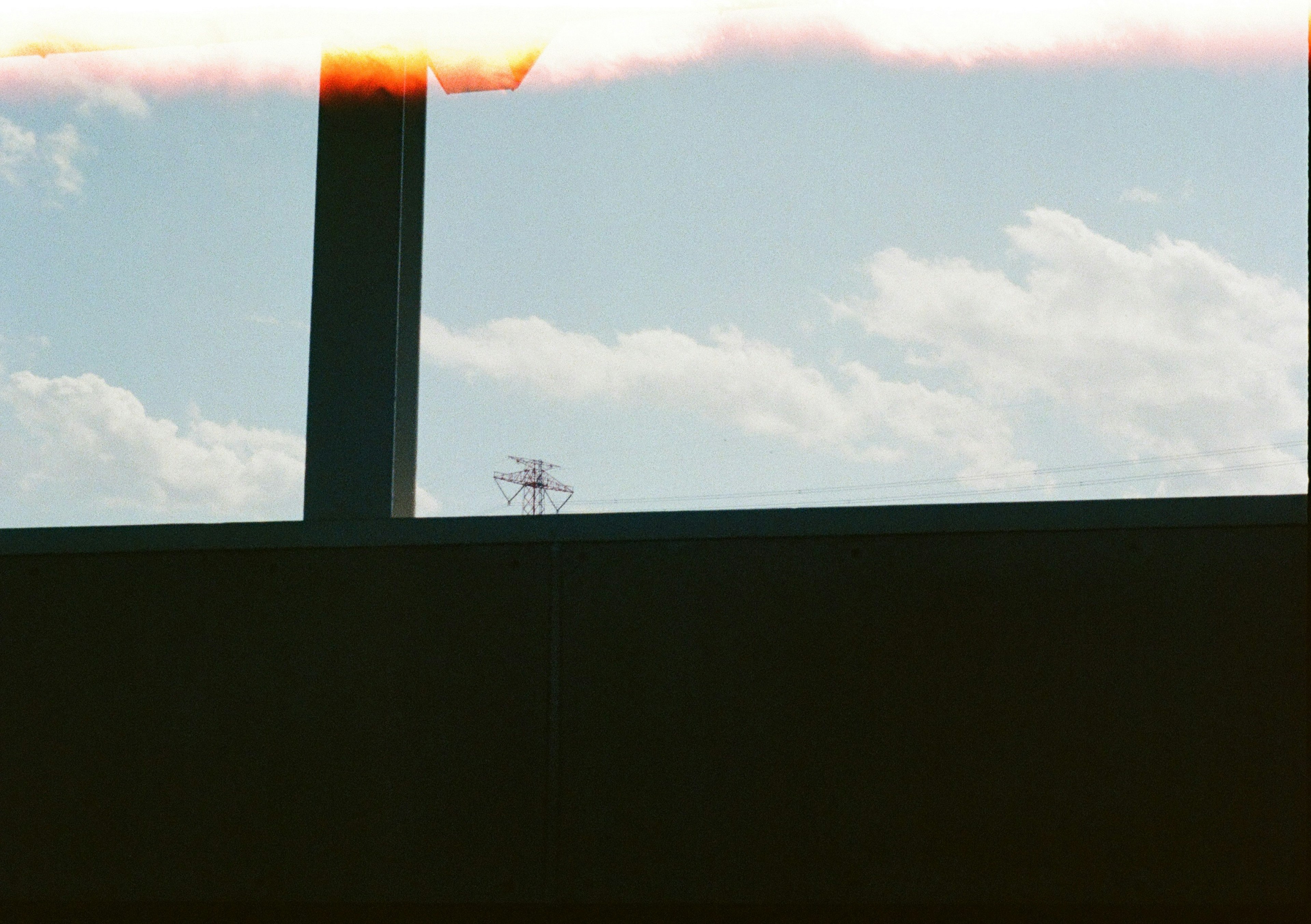 photo-3bbYzn5l83iOHGvFmcX1-image