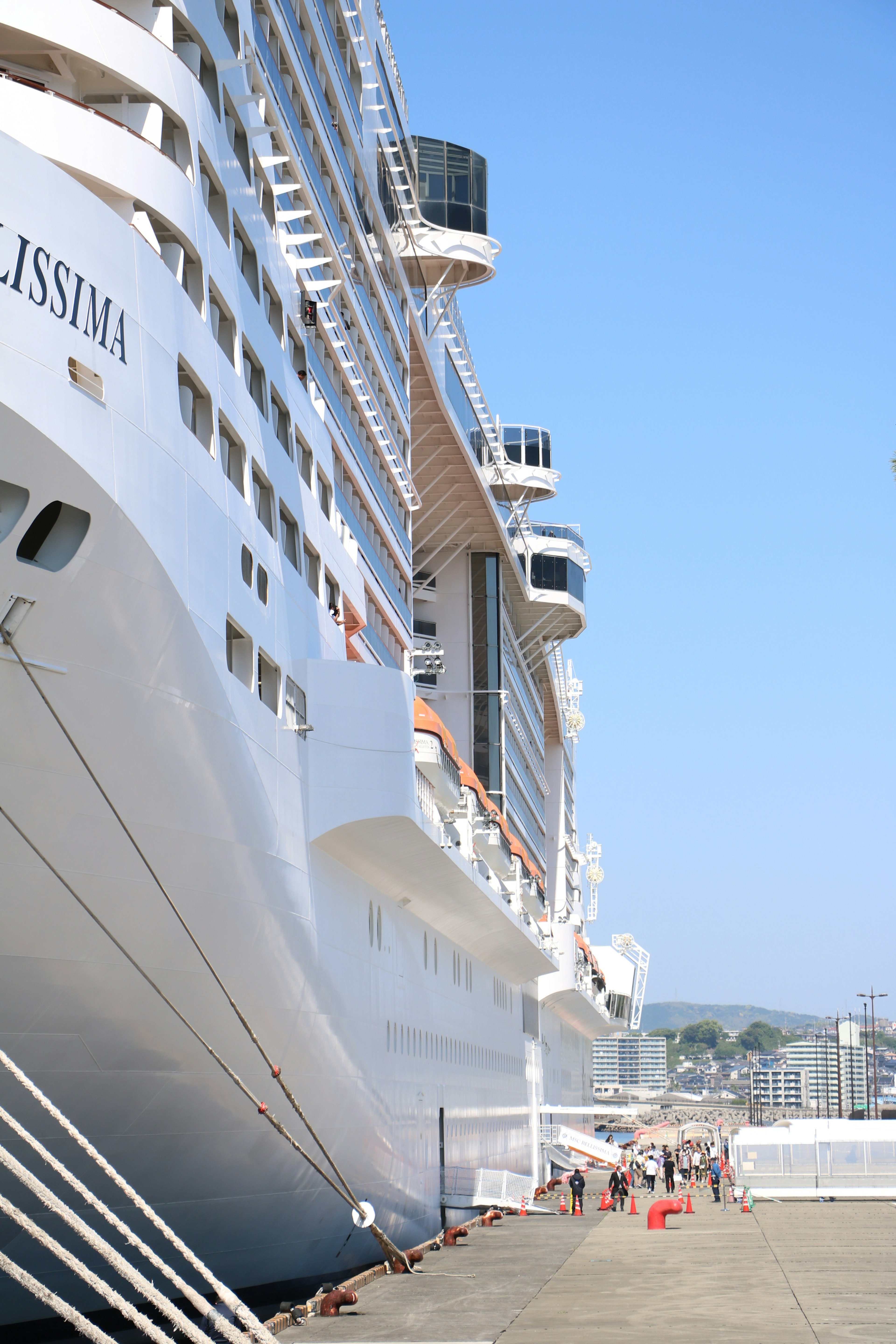 Kreuzfahrtschiff Luminosa am Pier angelegt