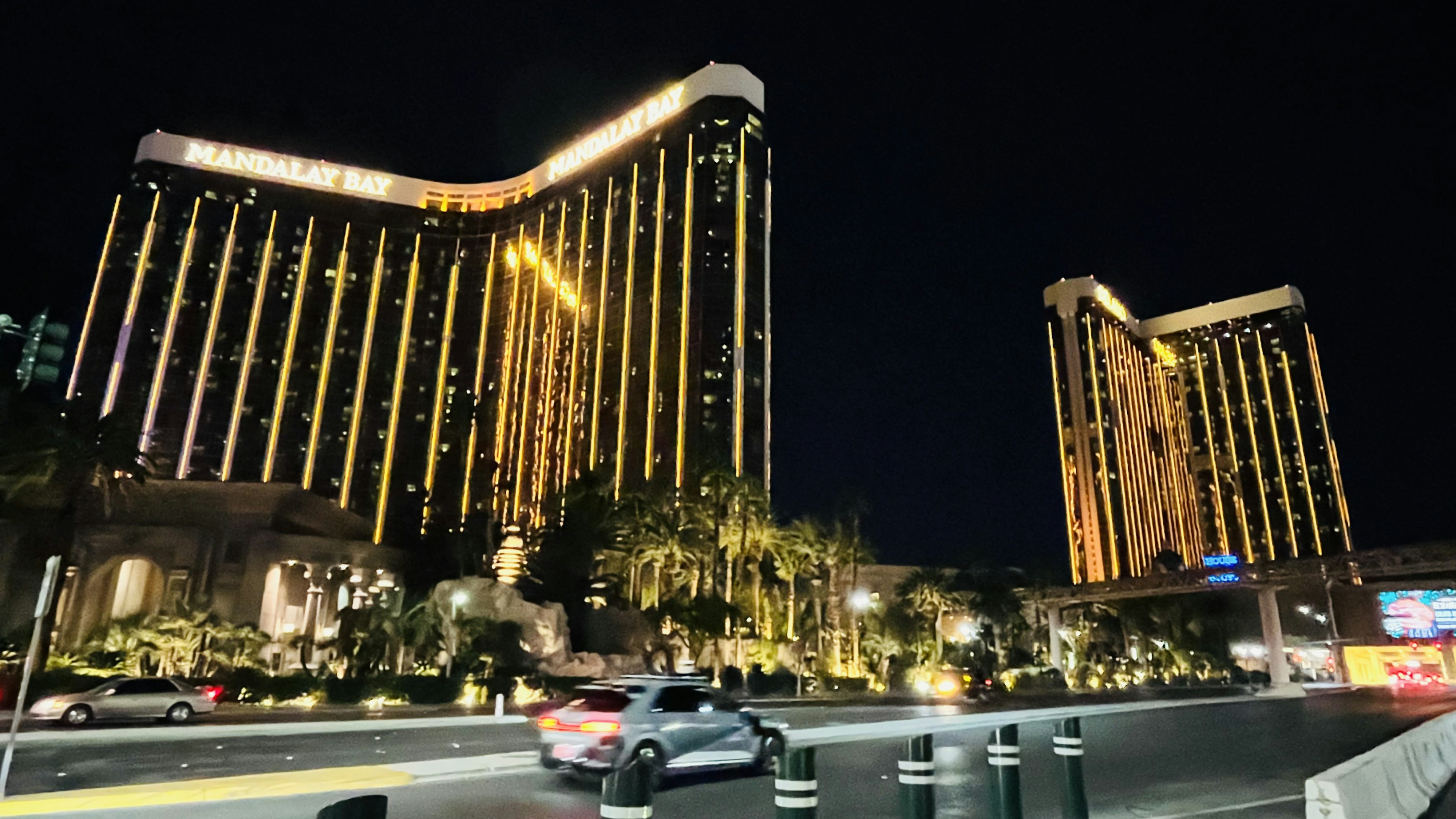 Night view of Las Vegas skyscraper hotels with beautiful illuminated lights