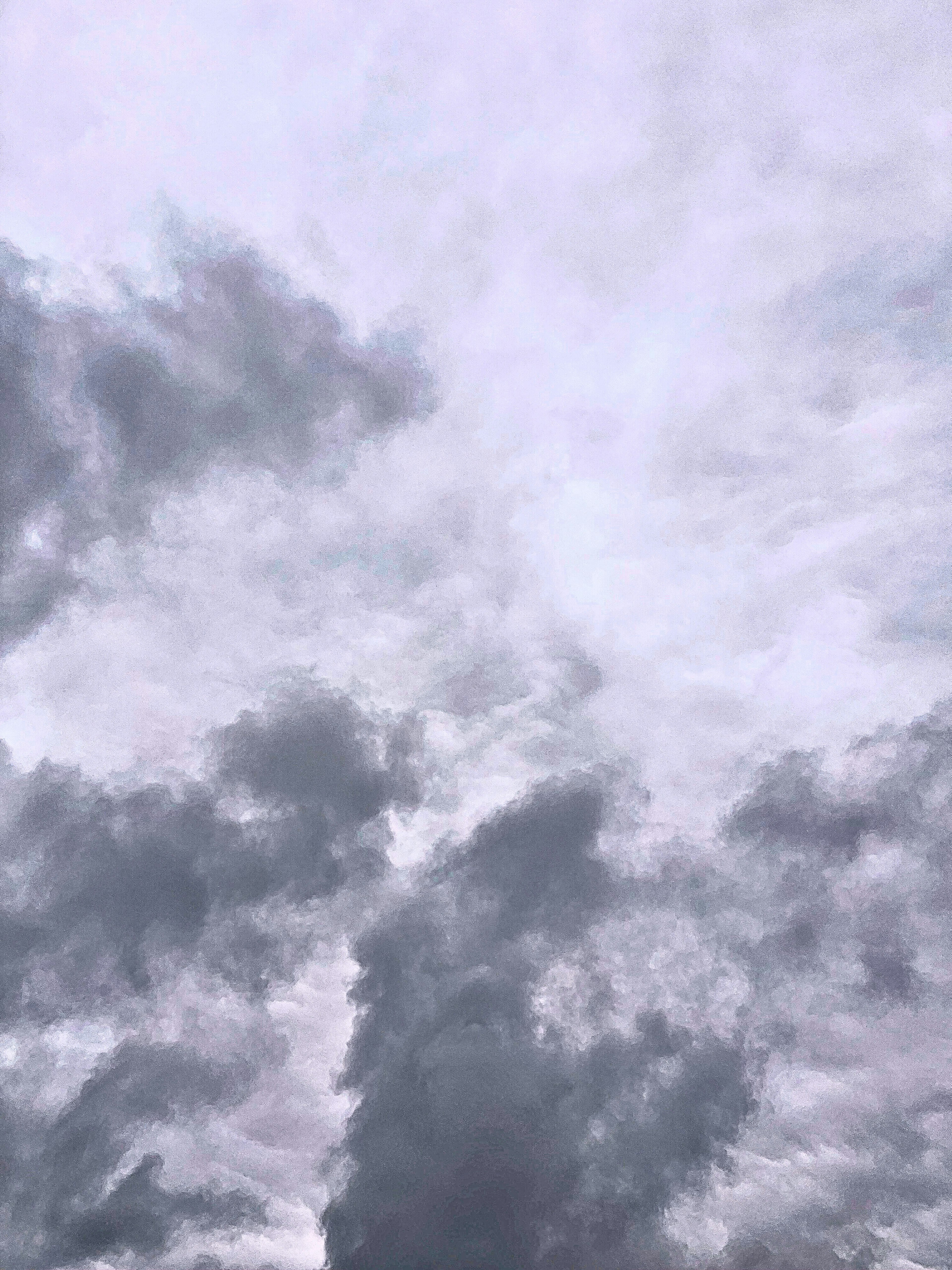 Immagine di un cielo pieno di nuvole grigie