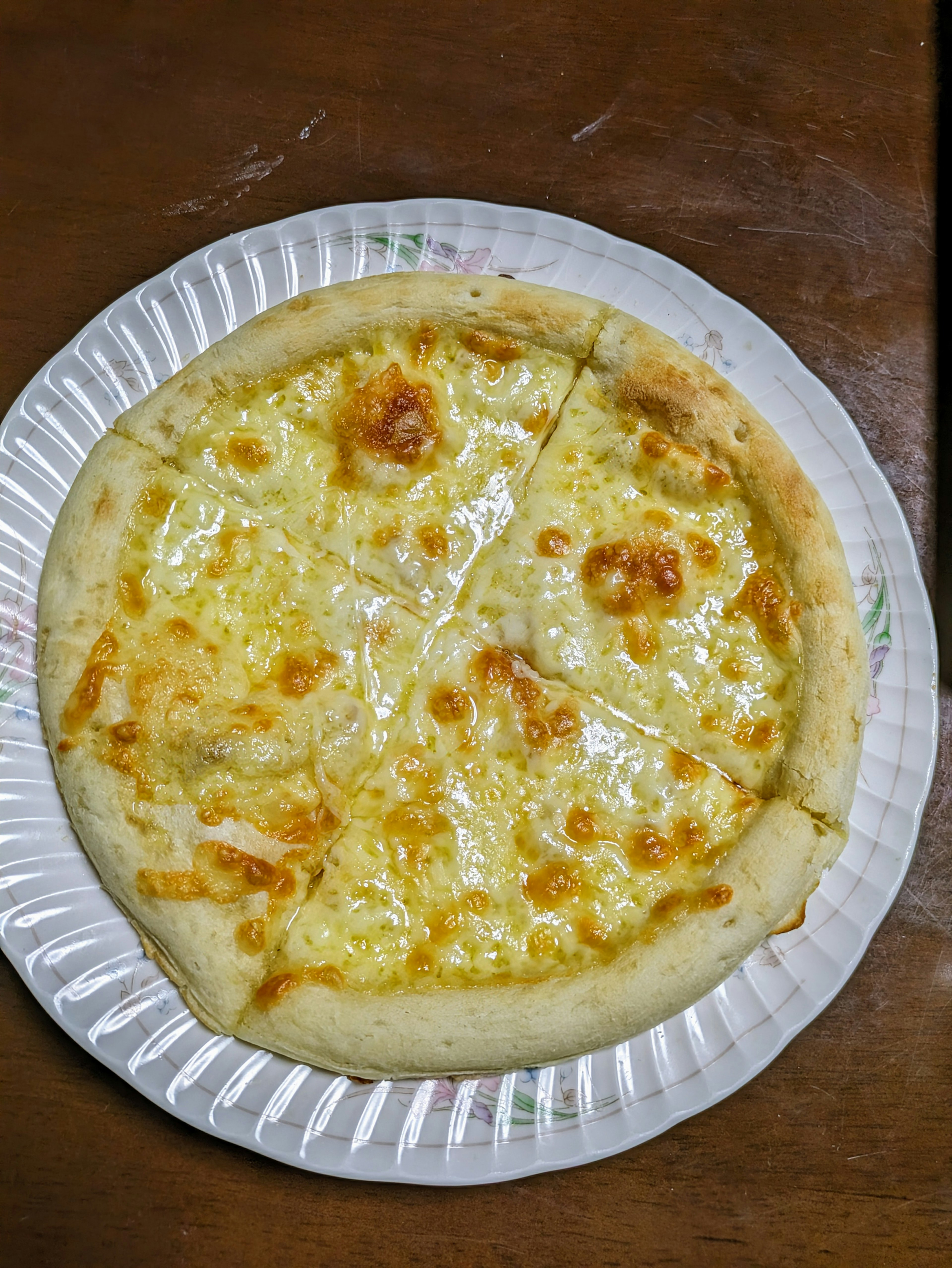 Cheese pizza on a plate