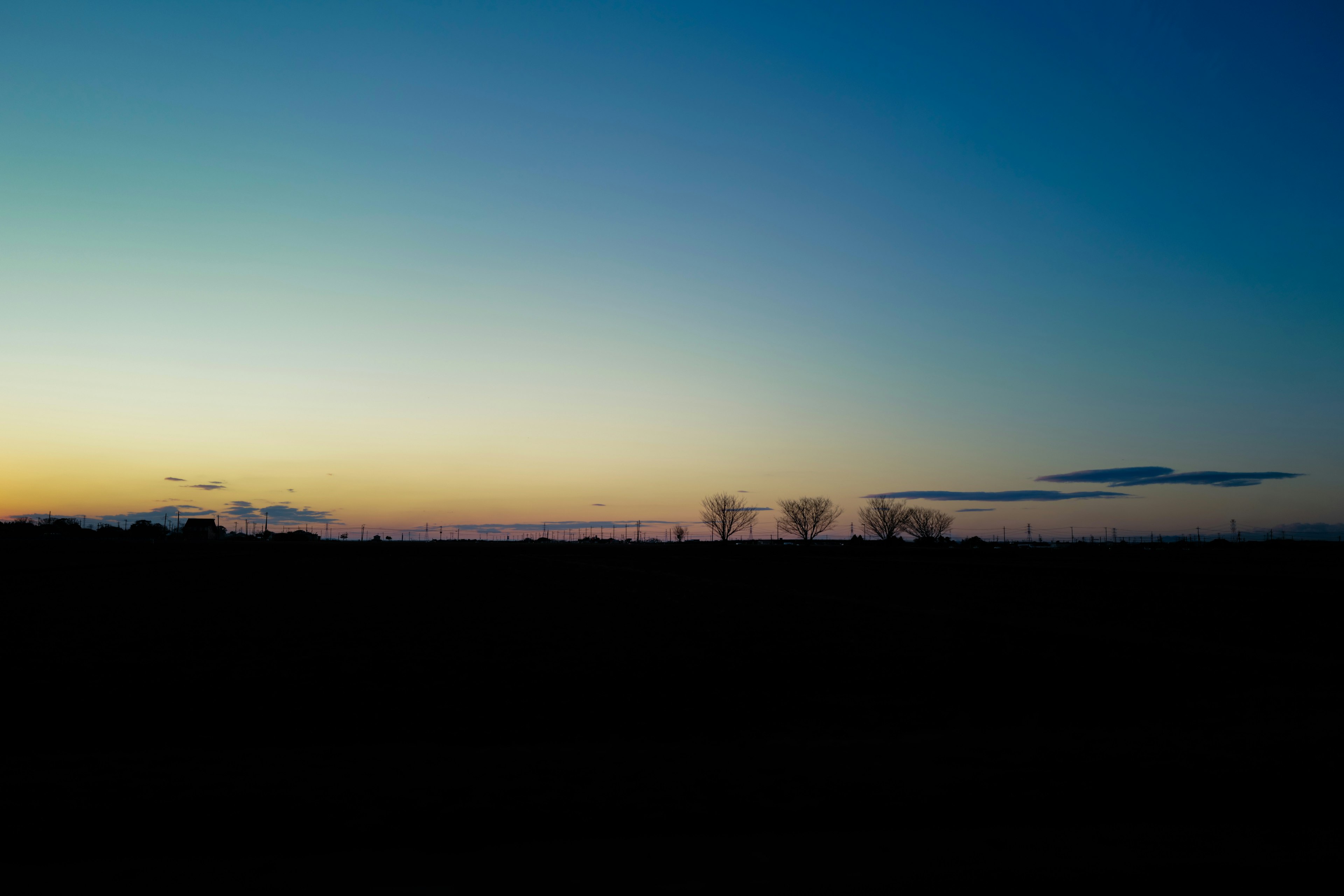 Gradient of blue and orange in the twilight sky