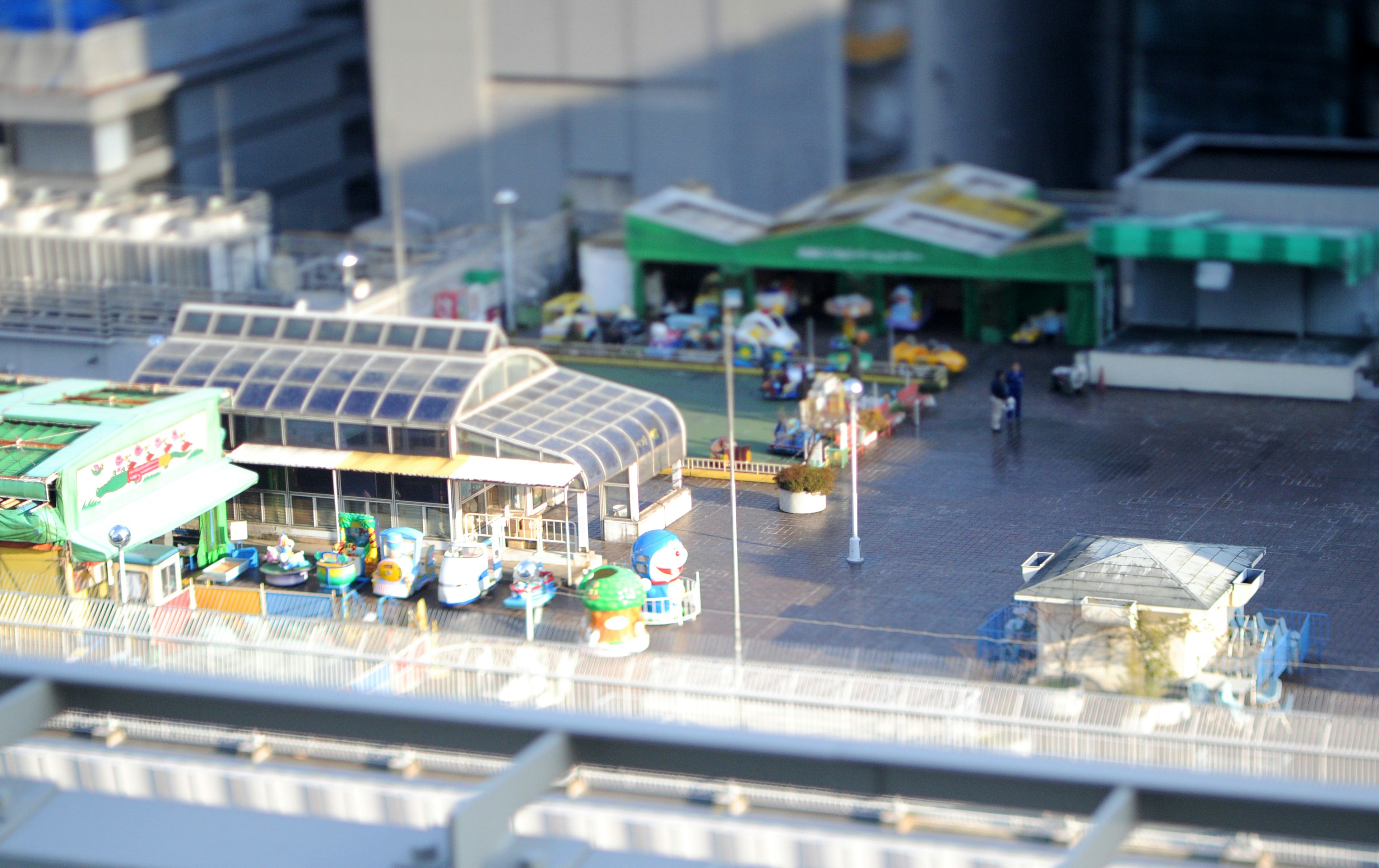 Scène de marché miniature et de stands de nourriture