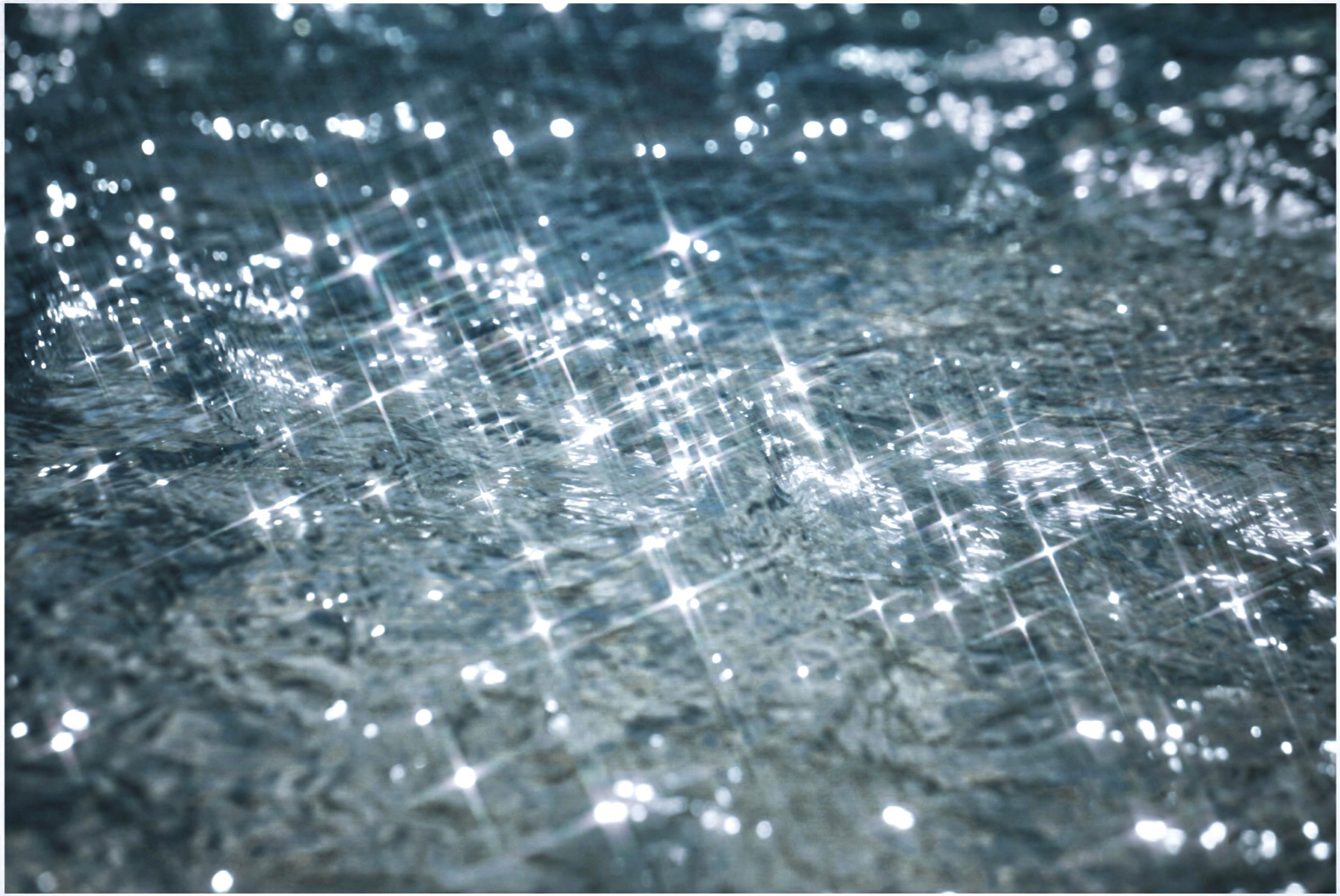 Sparkling reflections on the water surface