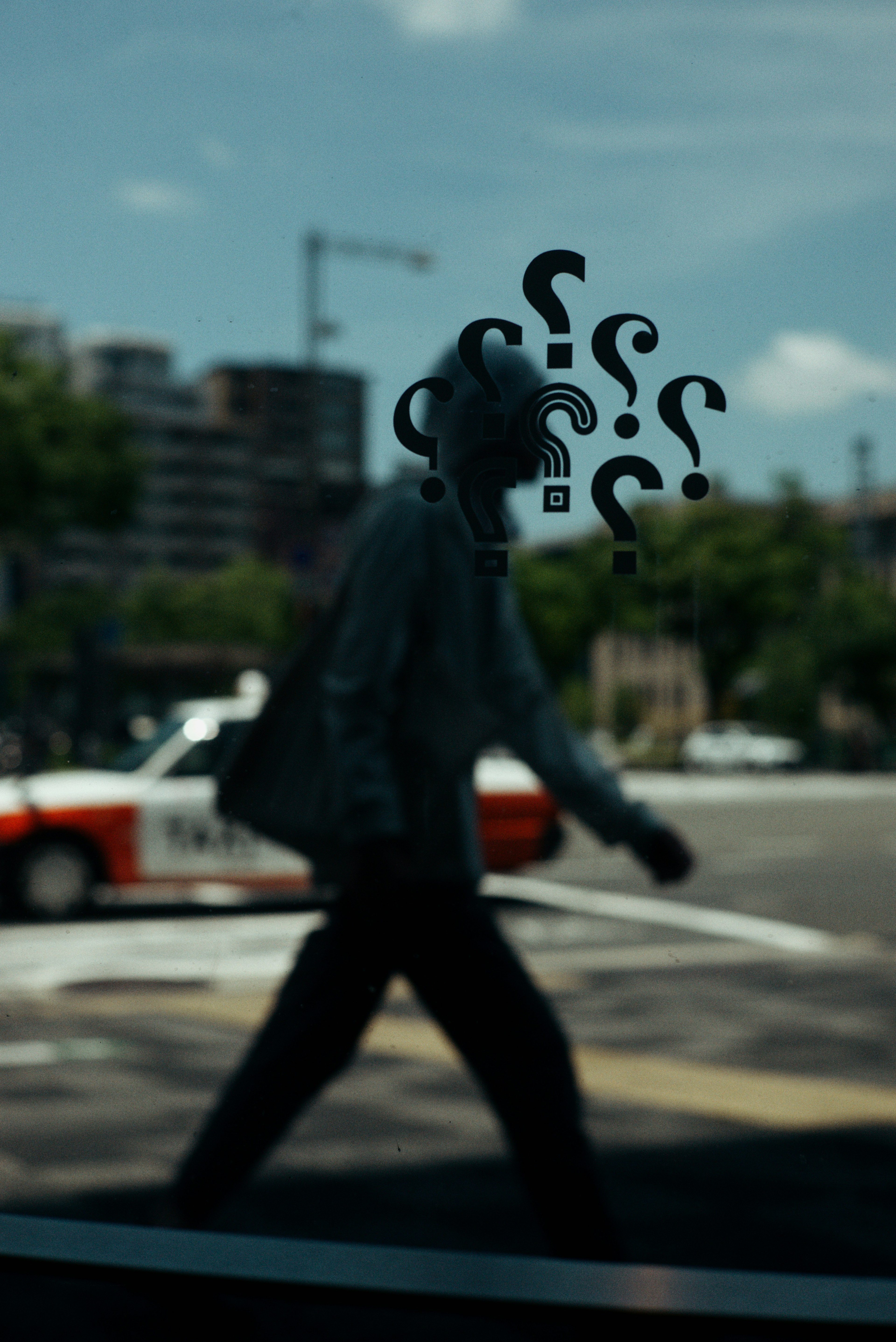 photo-Nir3Yi65SnWnTNWHWKR4-image