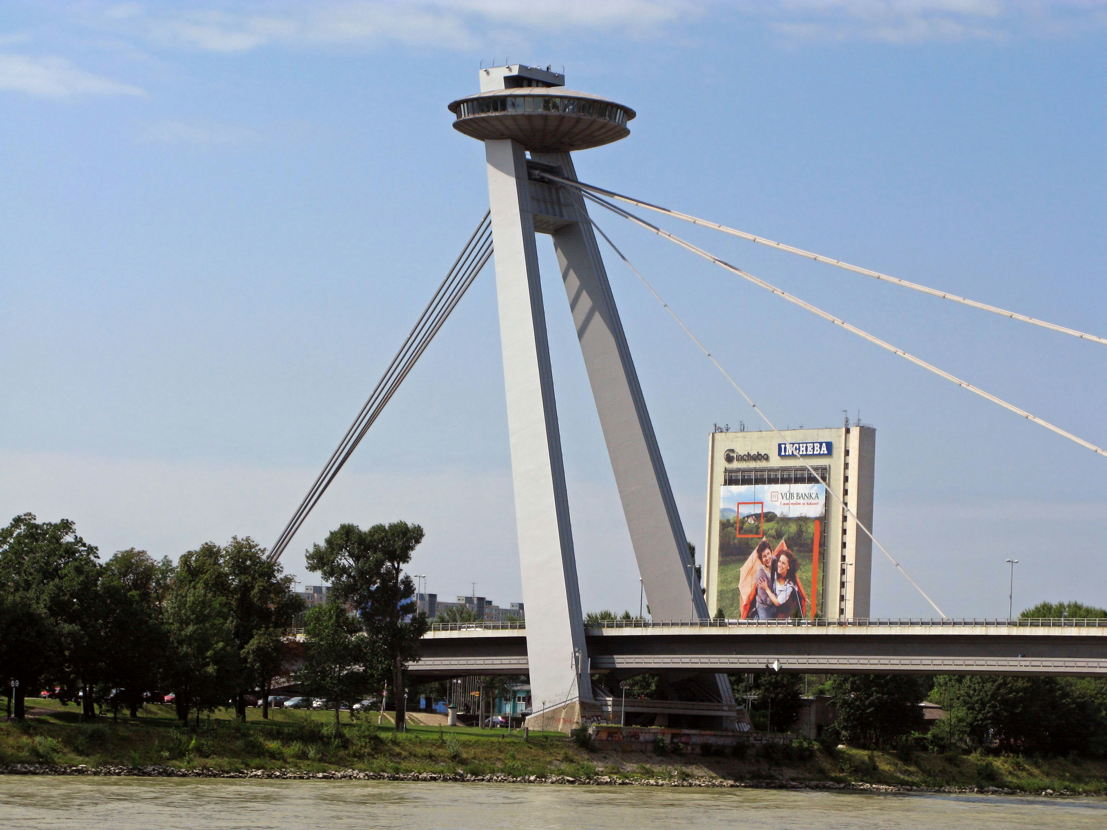 Struttura di ponte dal design unico a Bratislava Slovacchia