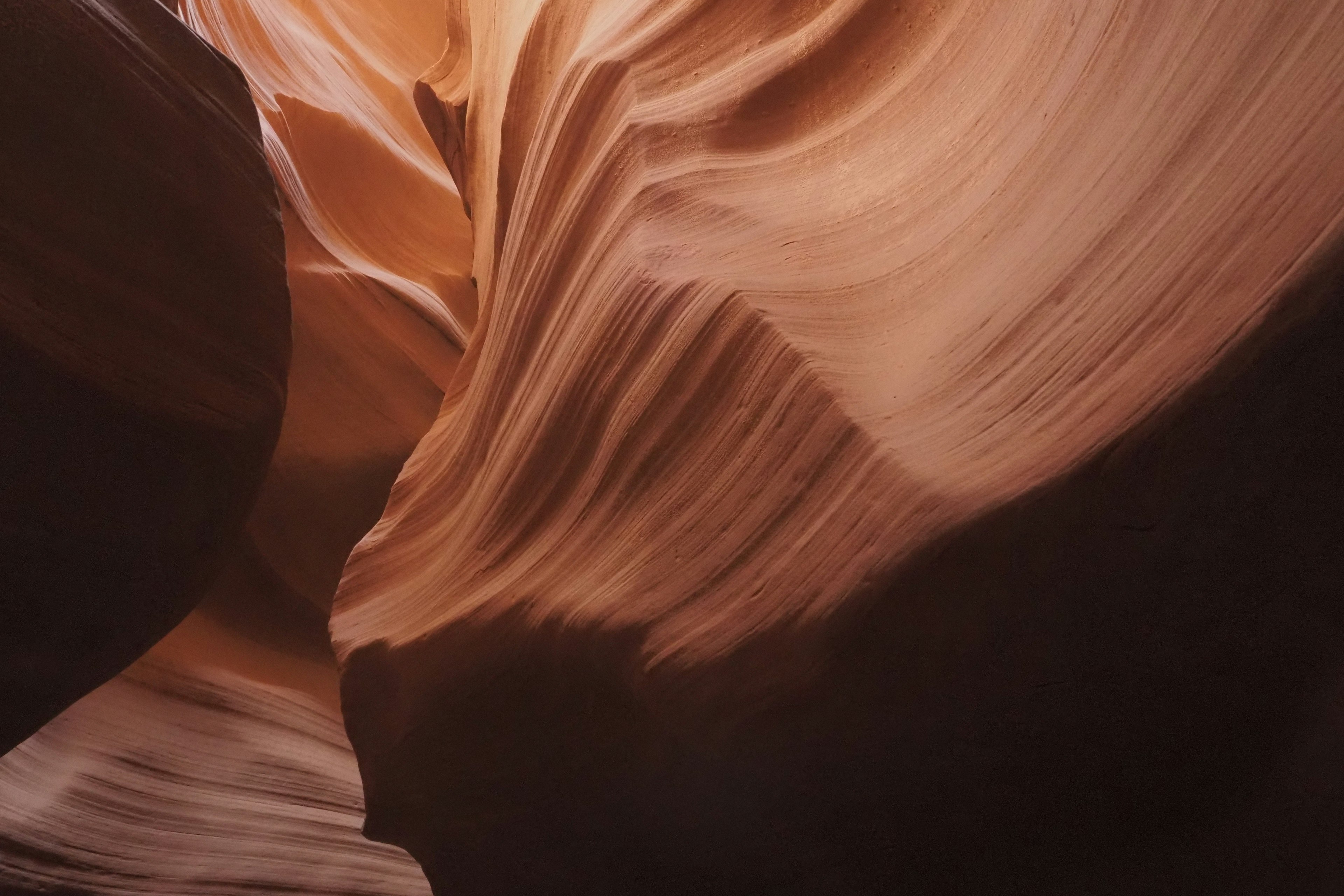 Magnifiques couches et courbes du canyon Antelope