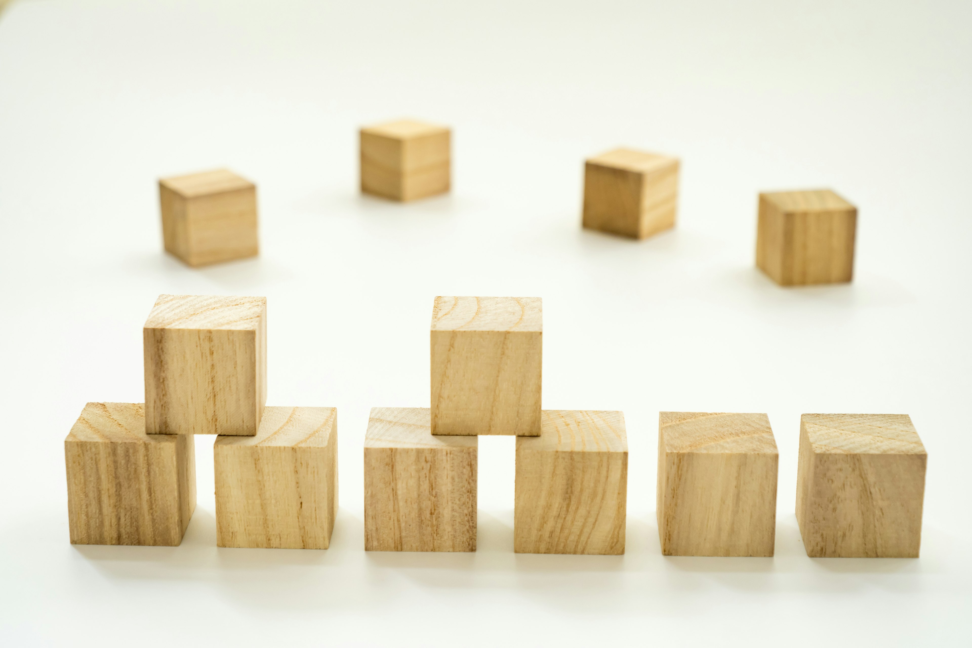 Arrangement of wooden cubes in a minimalist layout