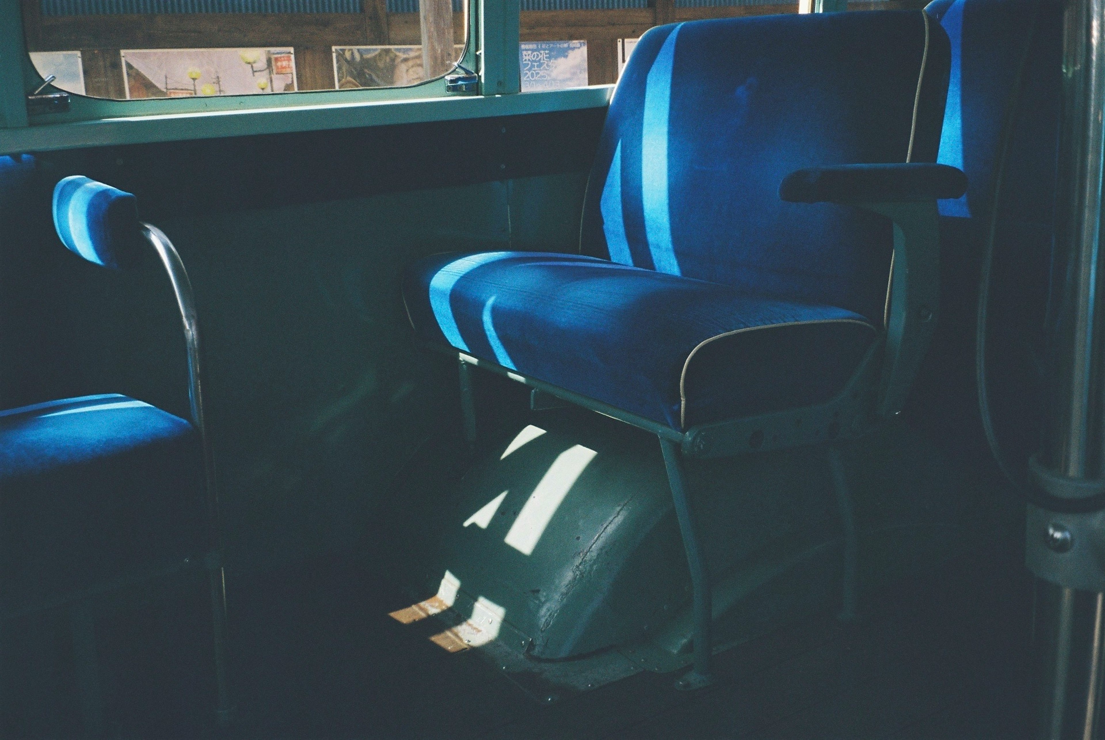 photo-Tb1L1TmE72sglGo4rfve-image