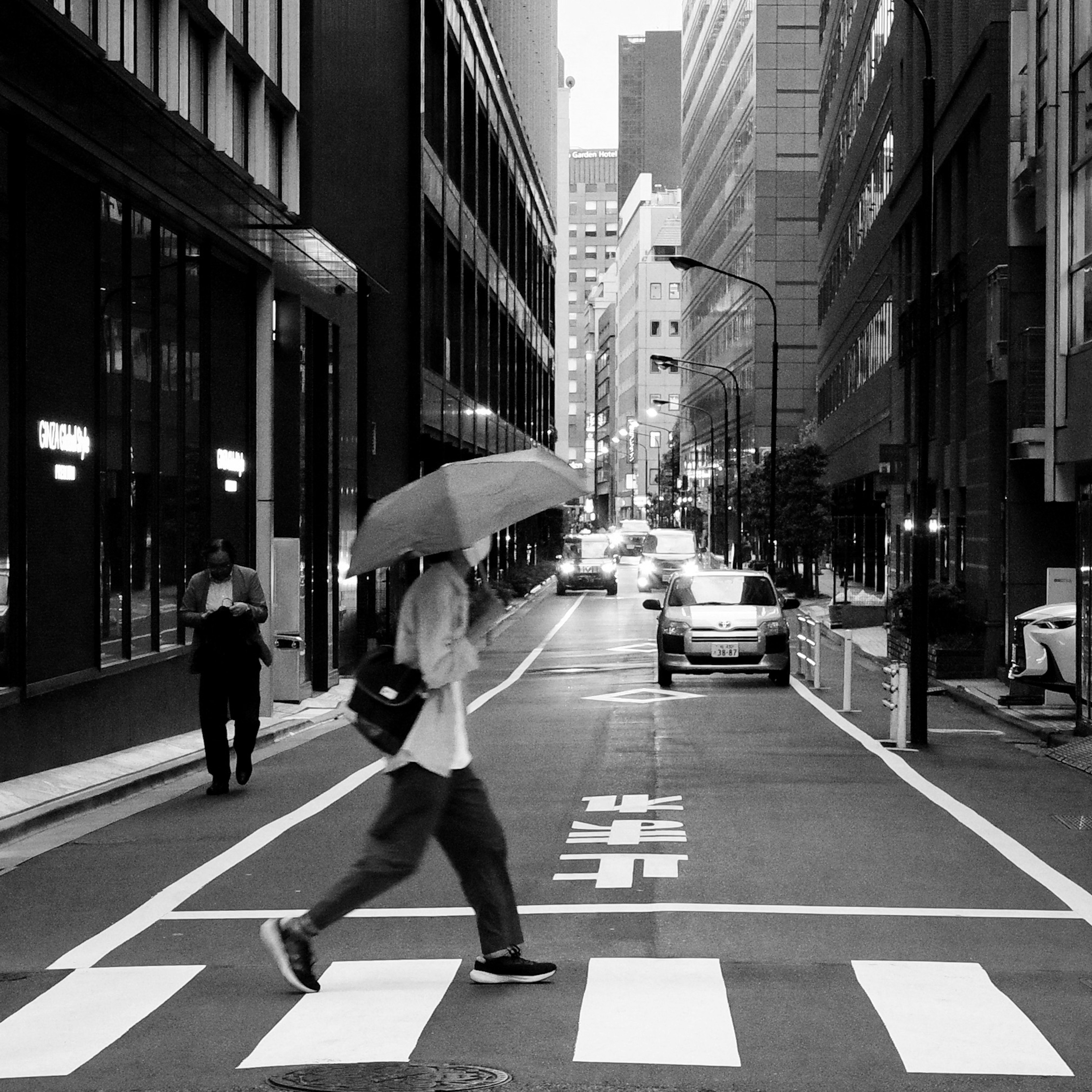 photo-Ug2FLftH0WzSKk6kpOs7-image