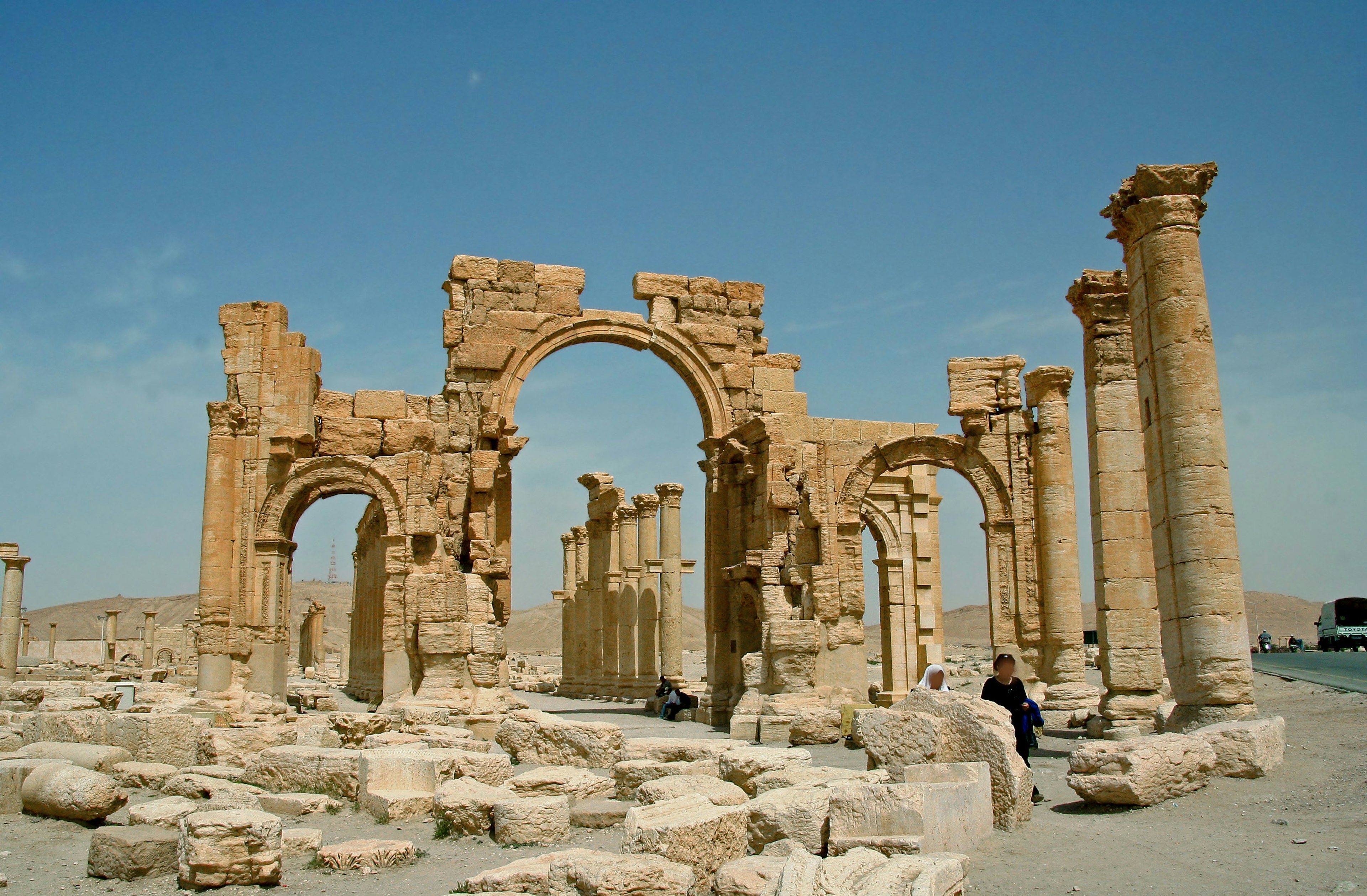 Ancient ruins of Palmyra featuring arches and columns