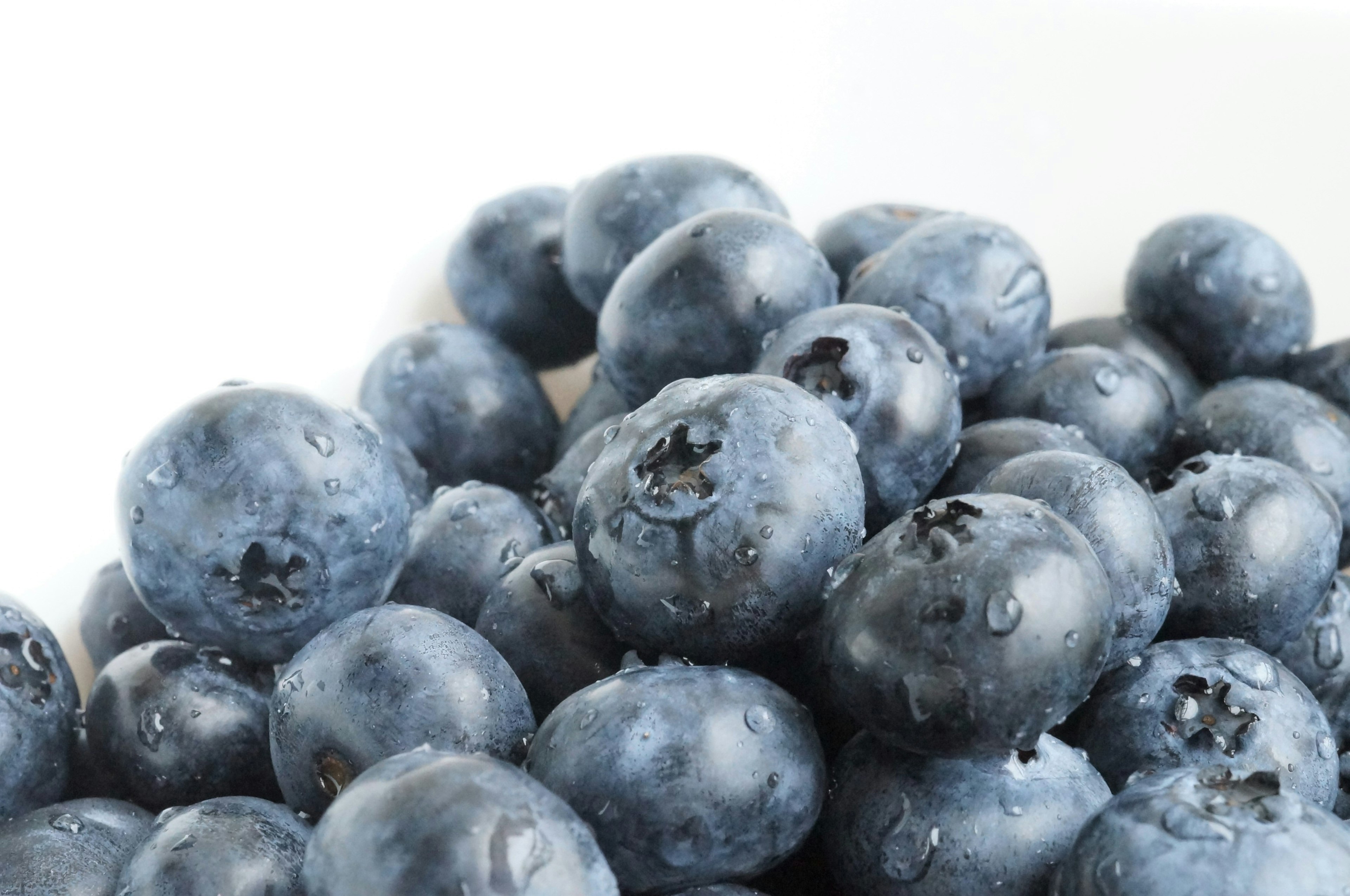 Close-up image of fresh blueberries