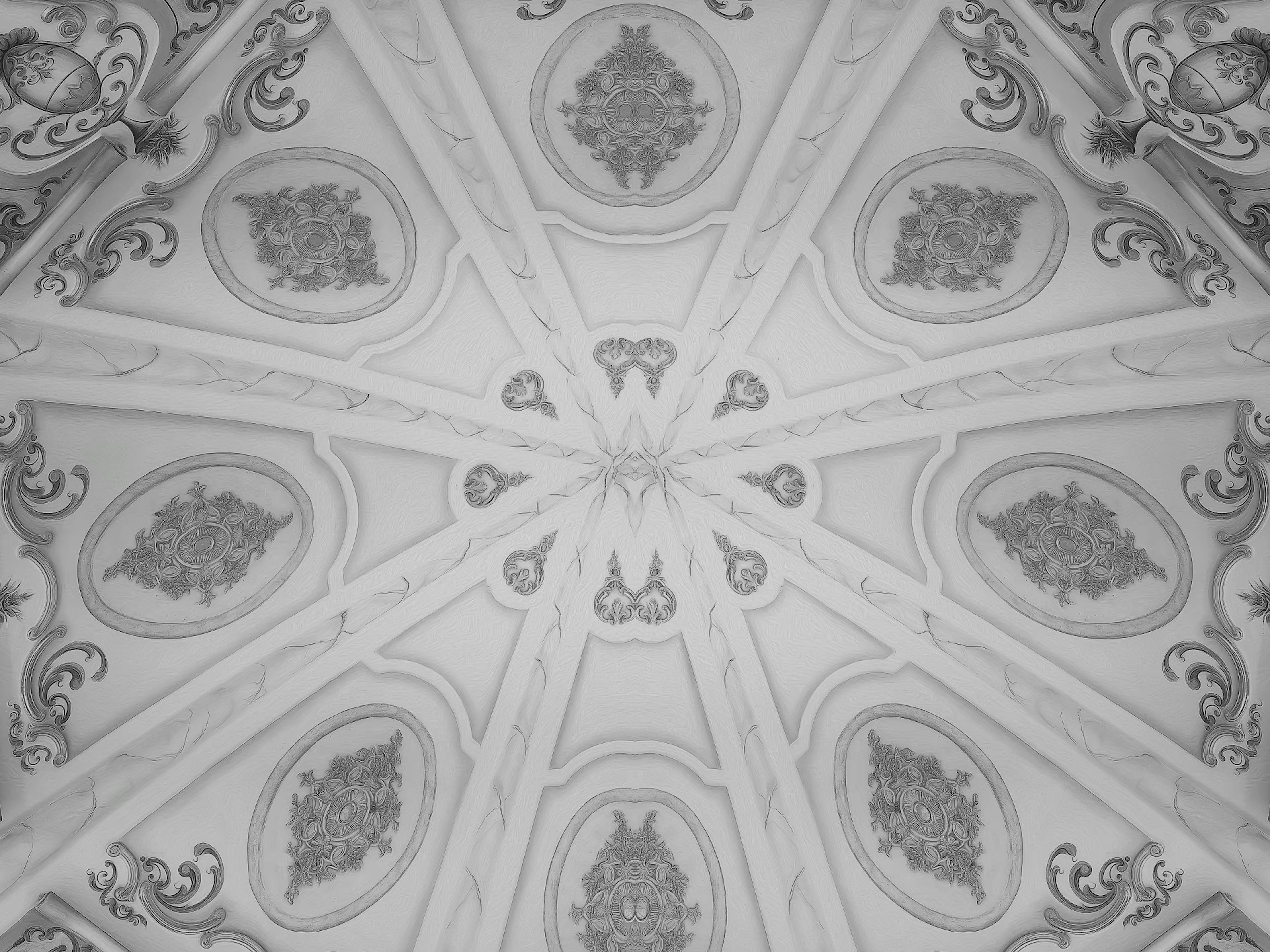 Décoration de plafond ornée avec un design symétrique