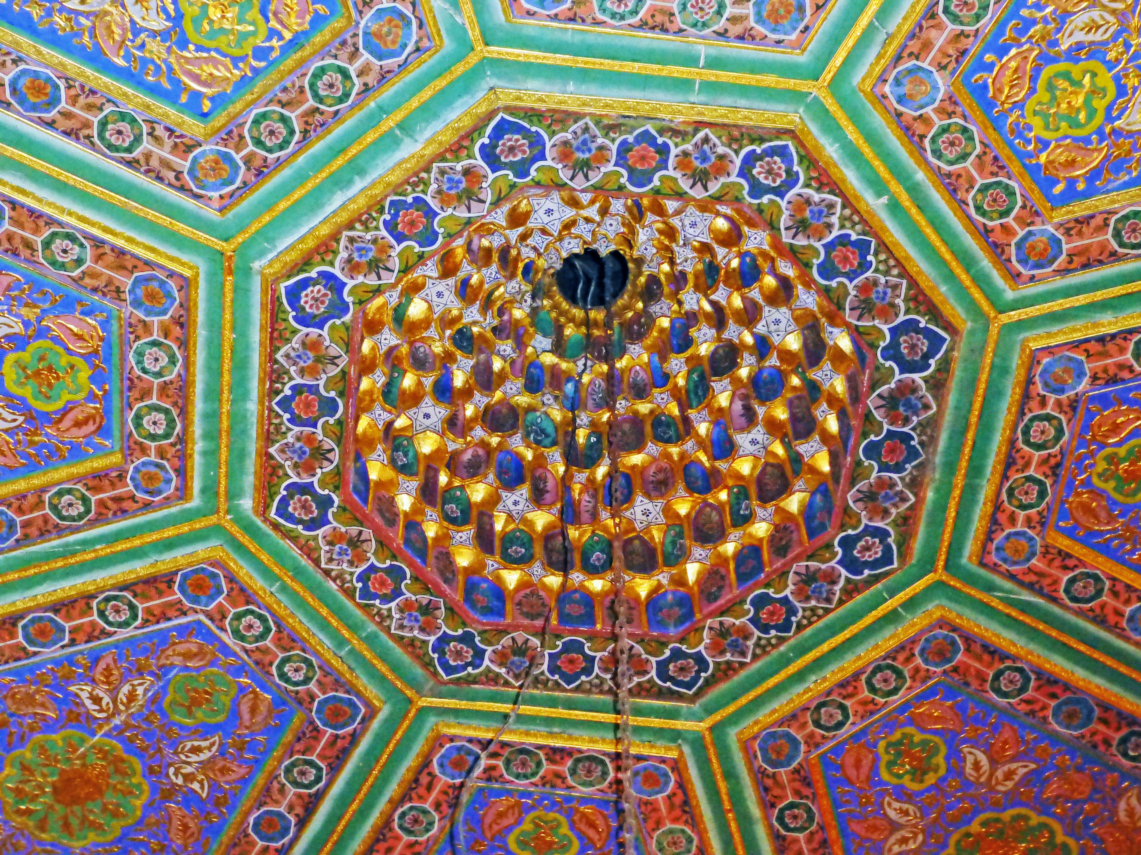 Beautifully decorated octagonal ceiling design