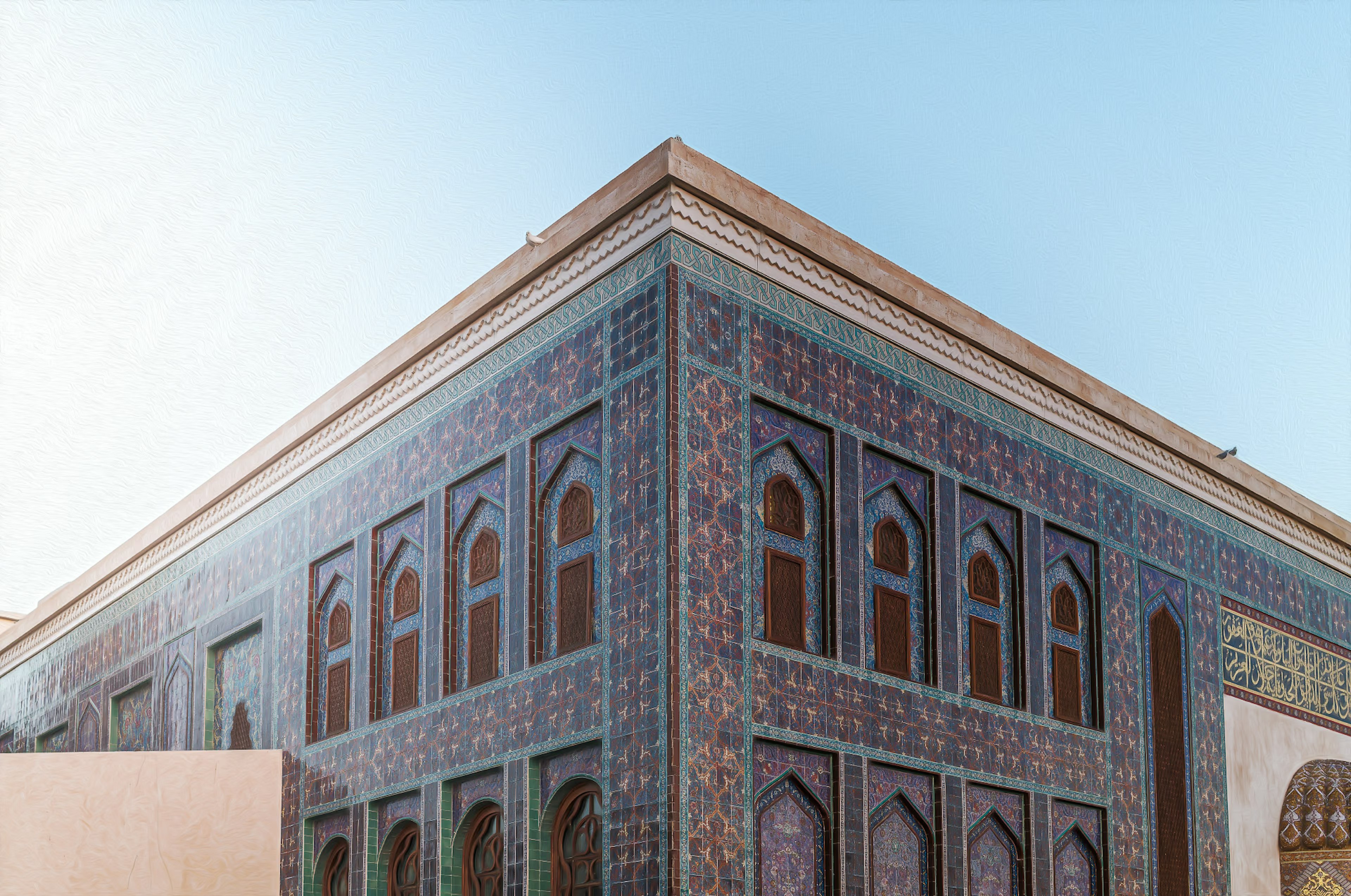 Exterior de un edificio histórico decorado con hermosos azulejos