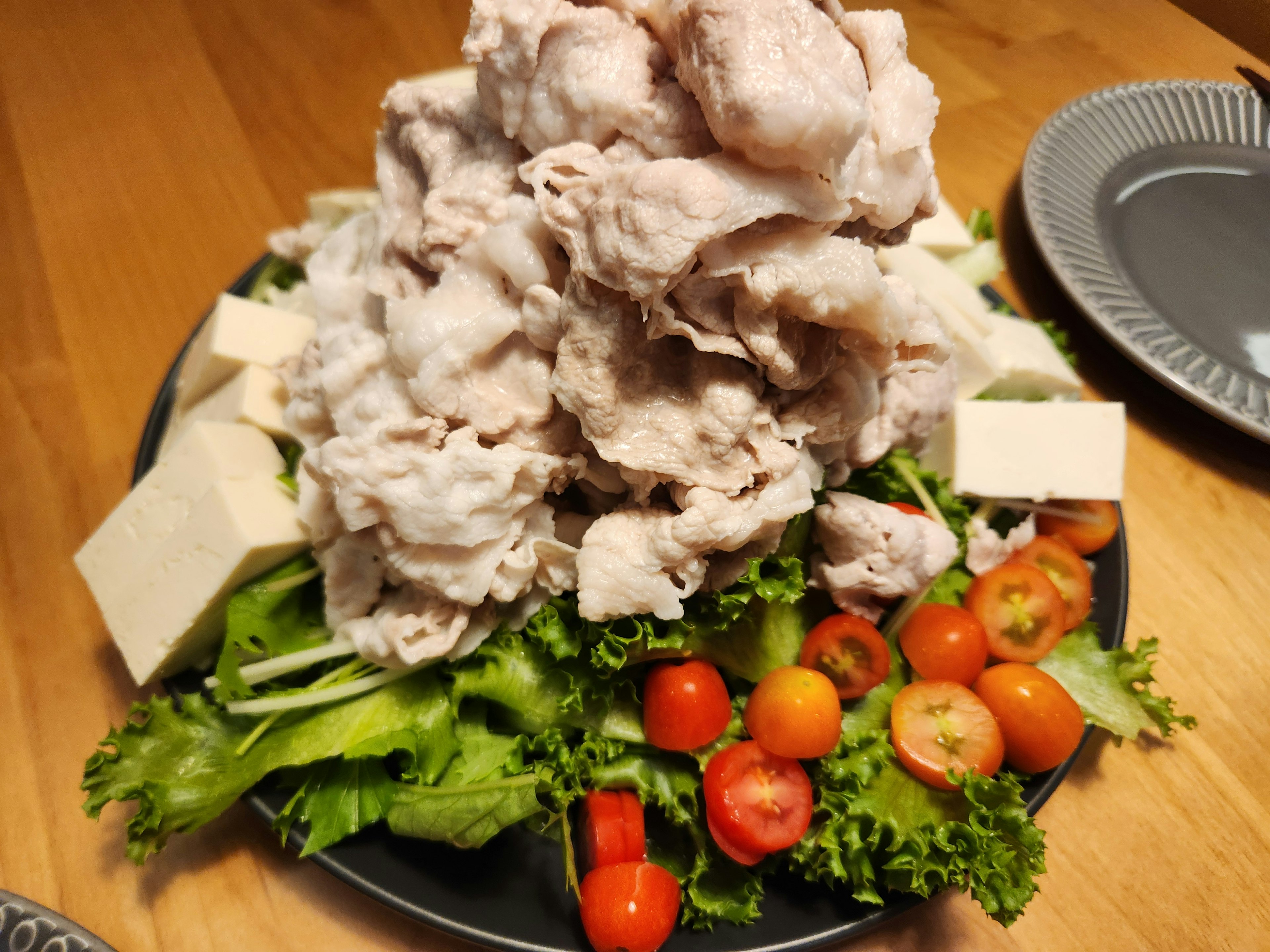 肉と豆腐の盛り合わせサラダ