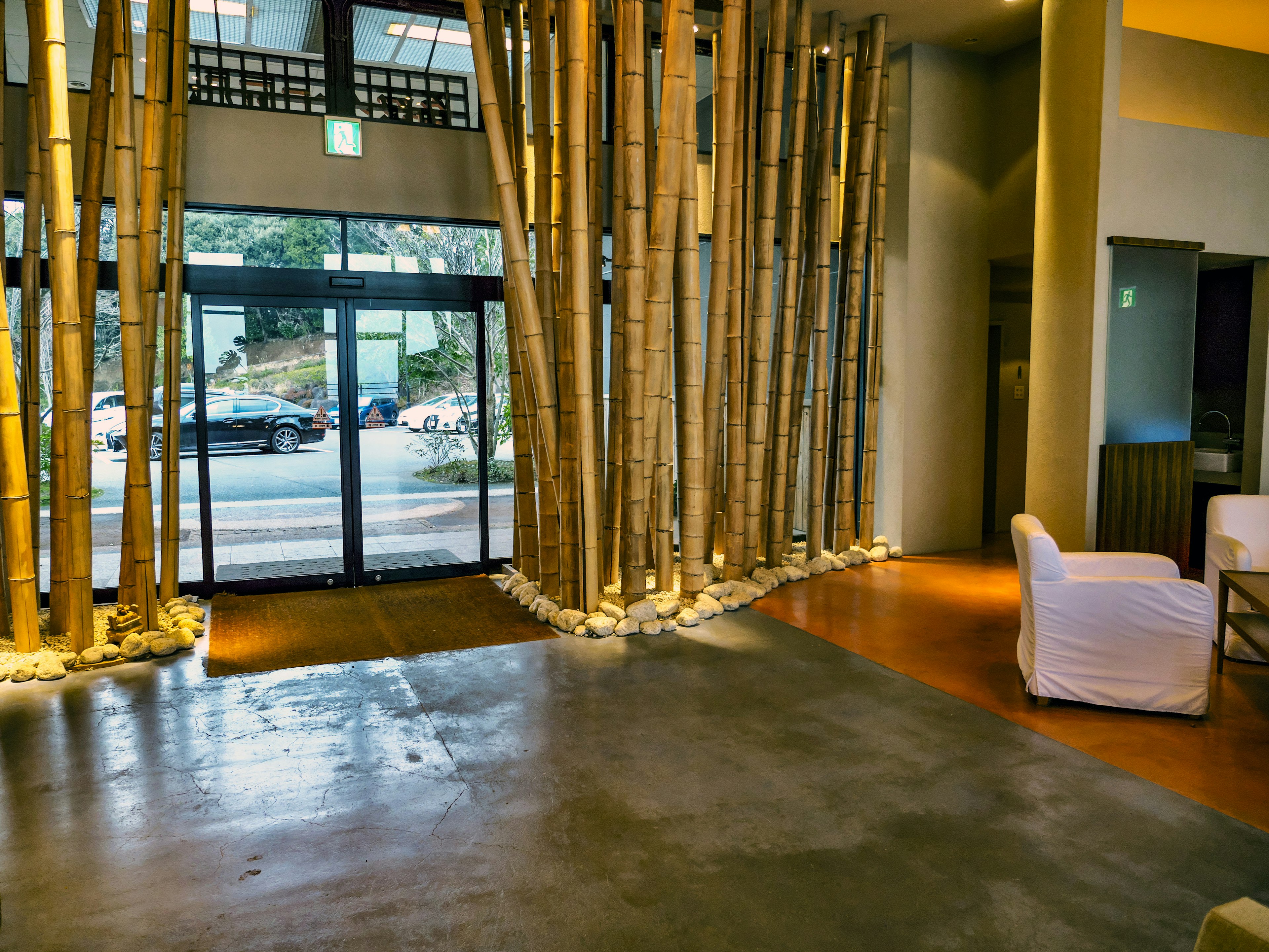 Modern lobby interior featuring distinctive bamboo columns