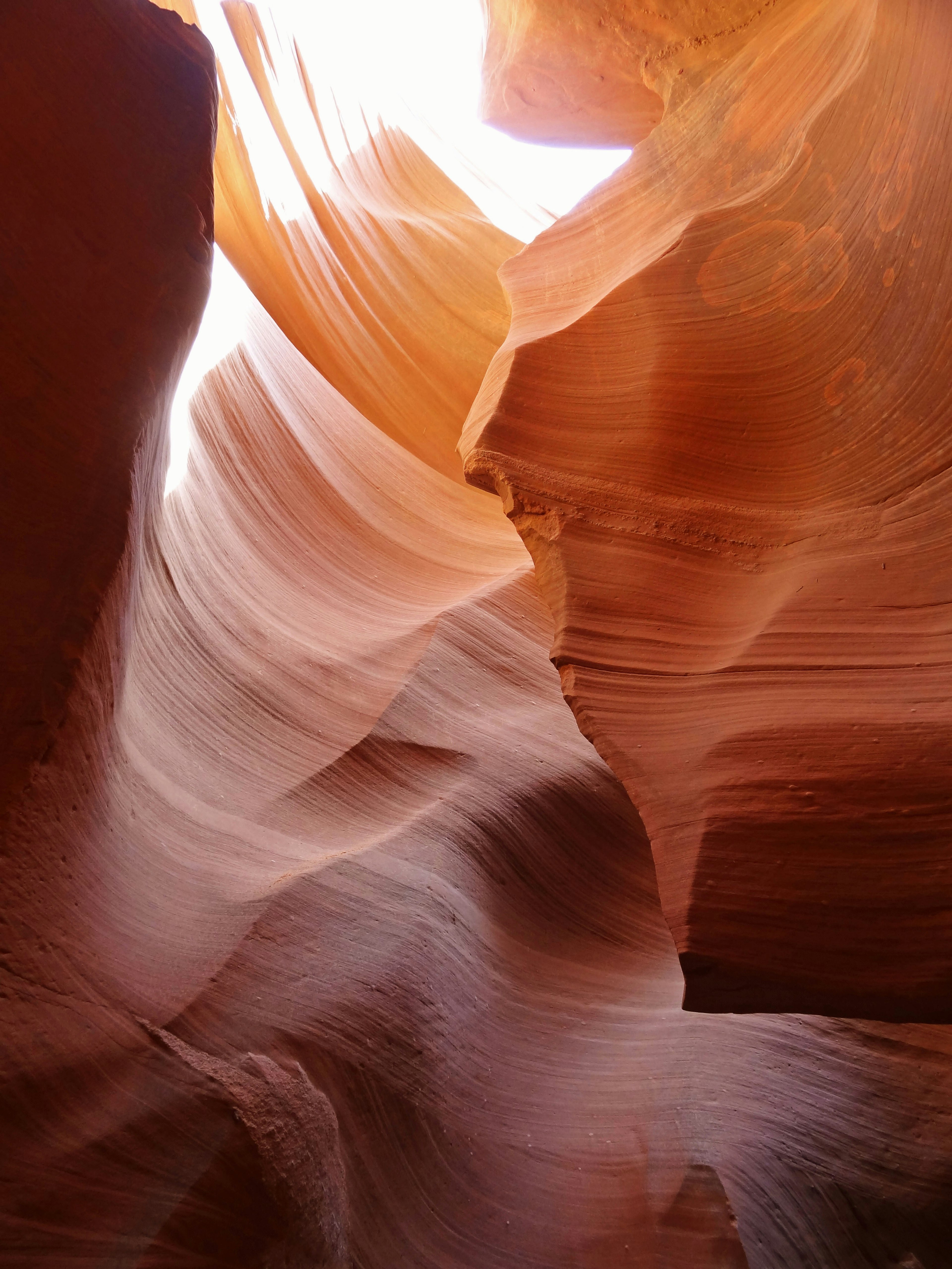 Antelope Canyon mit schönen Schichten und Lichtkontrast