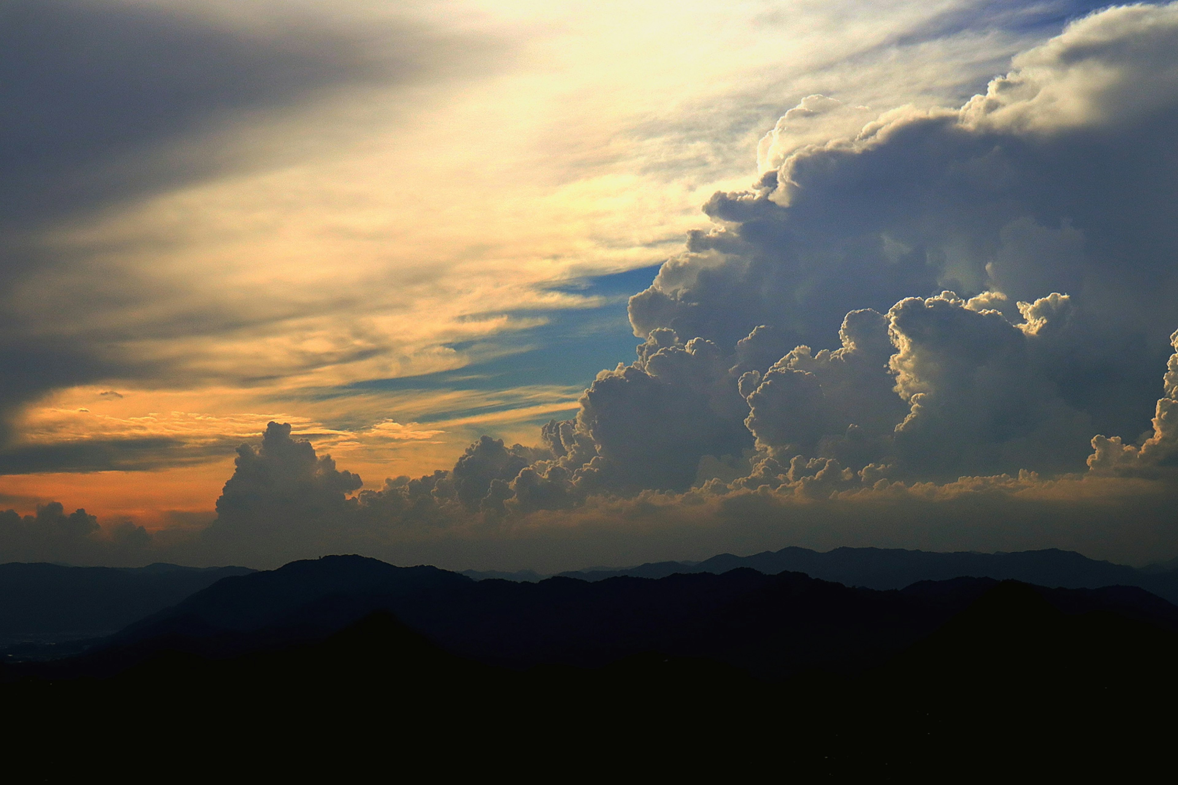 Beautiful view of mountains and clouds in the sky