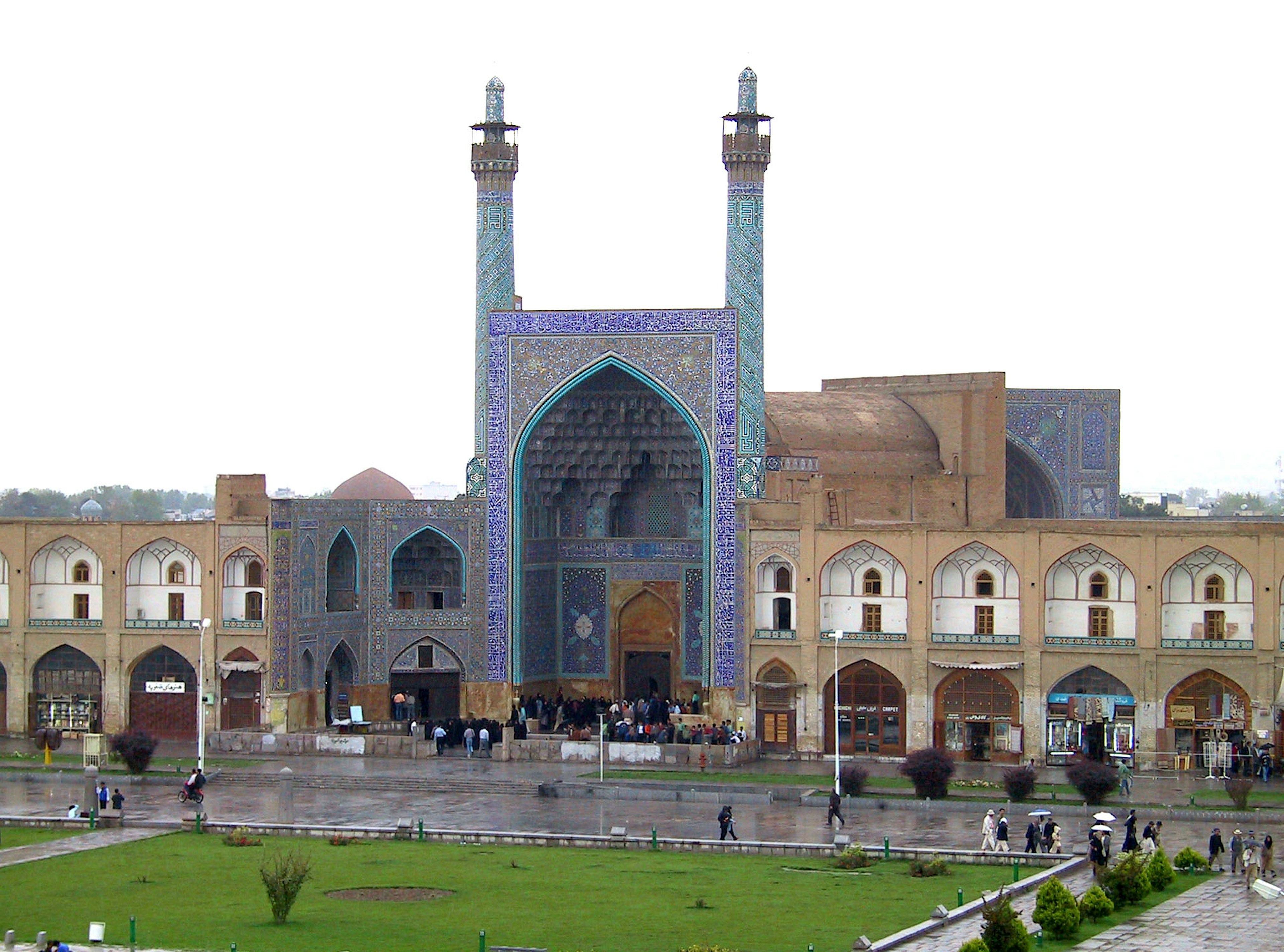 Bella architettura islamica di una moschea nella piazza Naqsh-e Jahan a Isfahan