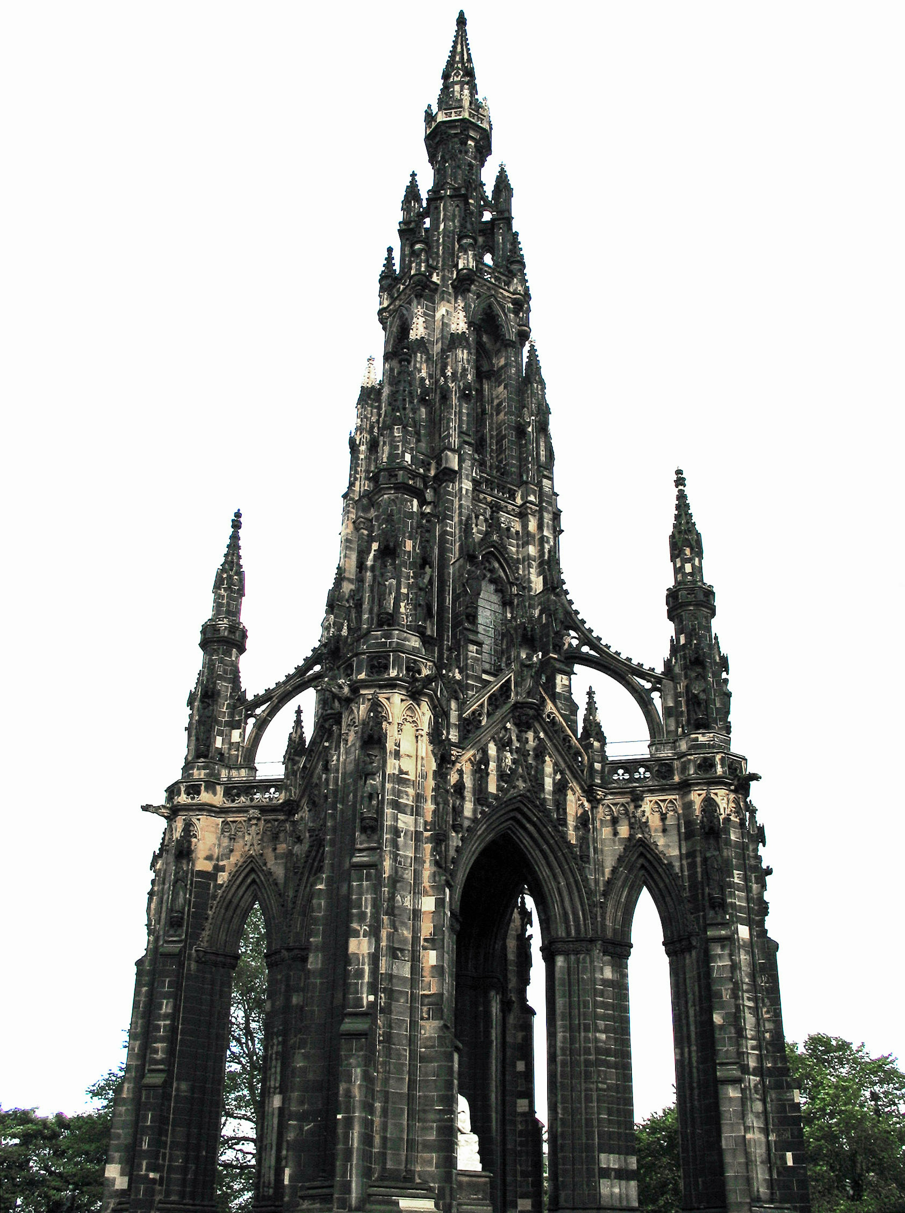 Menara bergaya Gotik dari Monumen Scott di Edinburgh berdiri di bawah langit cerah