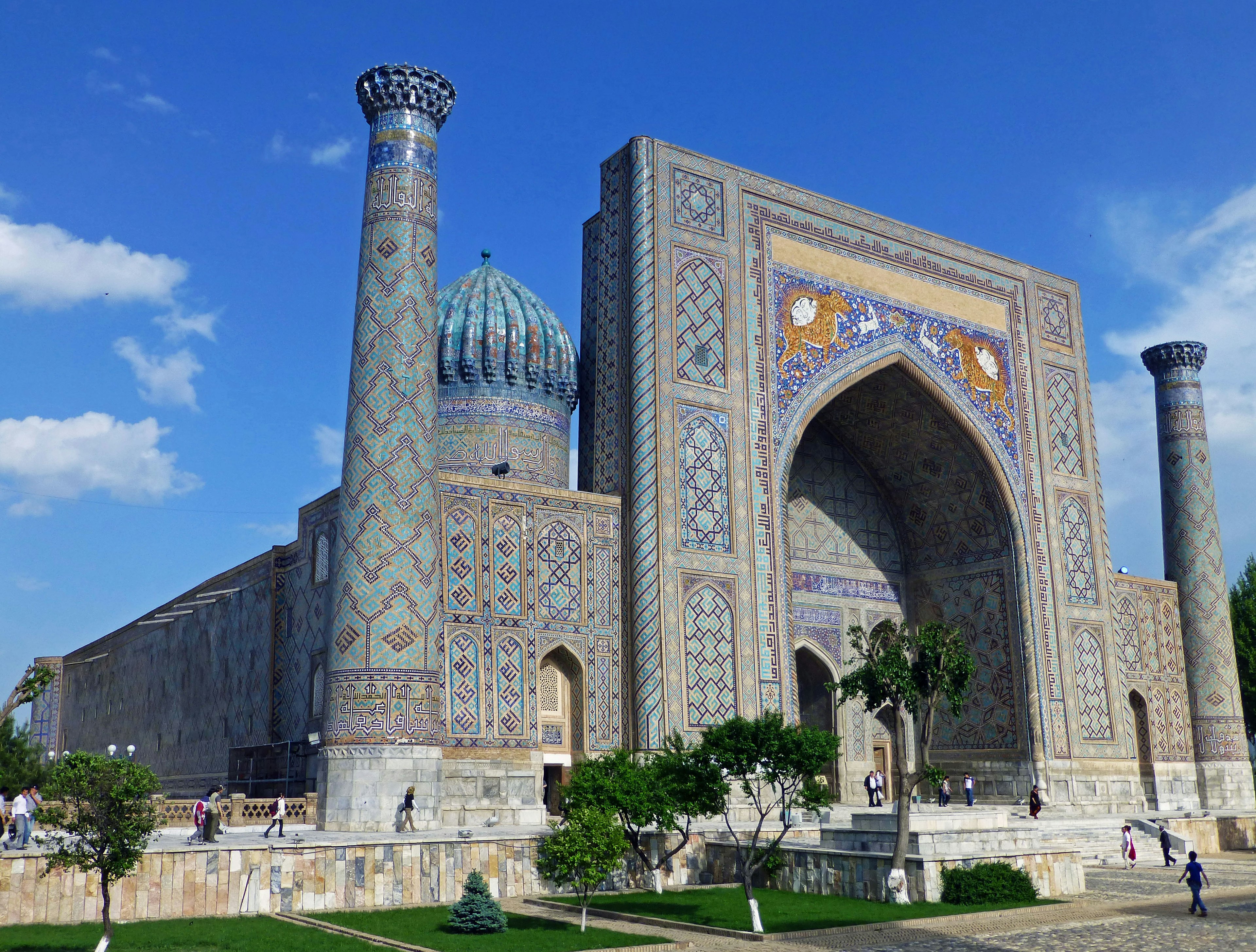 Stunning architectural structure in Uzbekistan under a clear blue sky