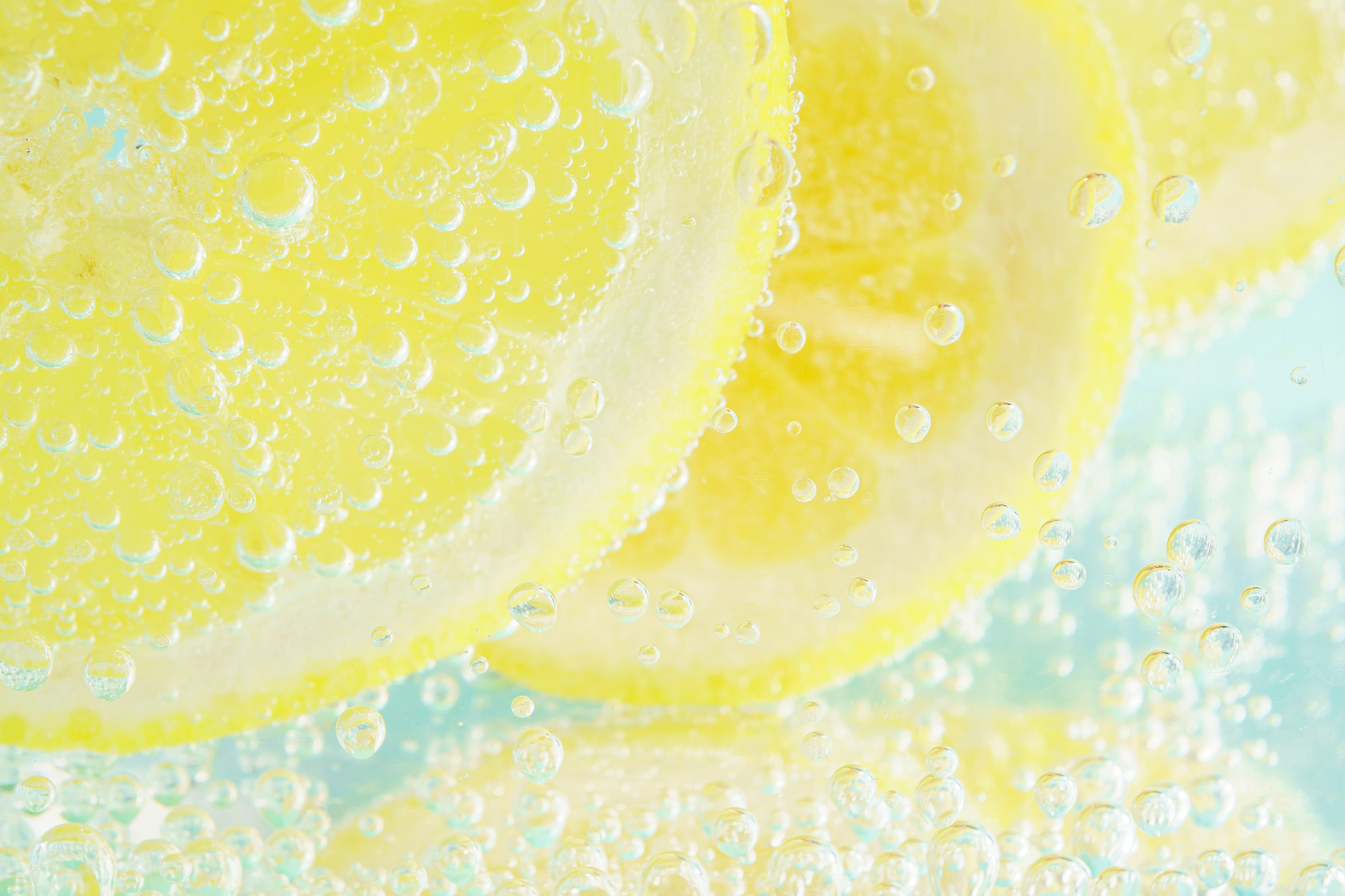 Close-up of lemon slices in bubbles