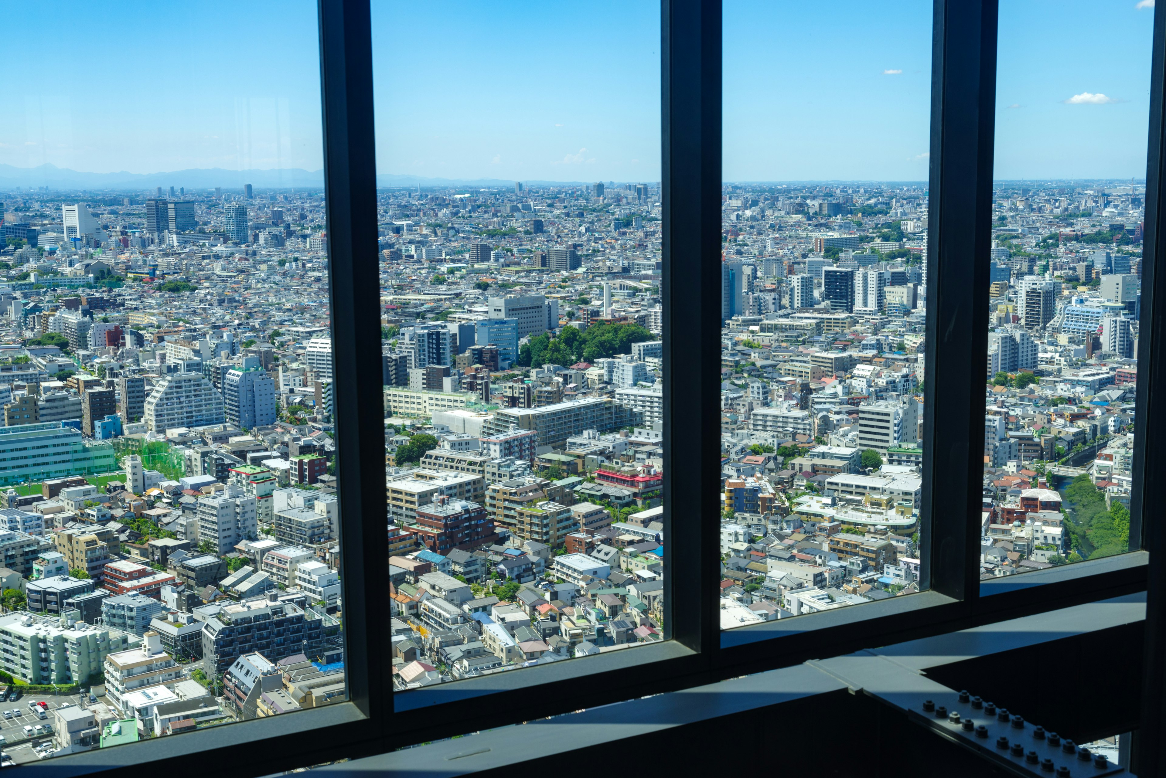 Vista panorámica de la ciudad desde un rascacielos