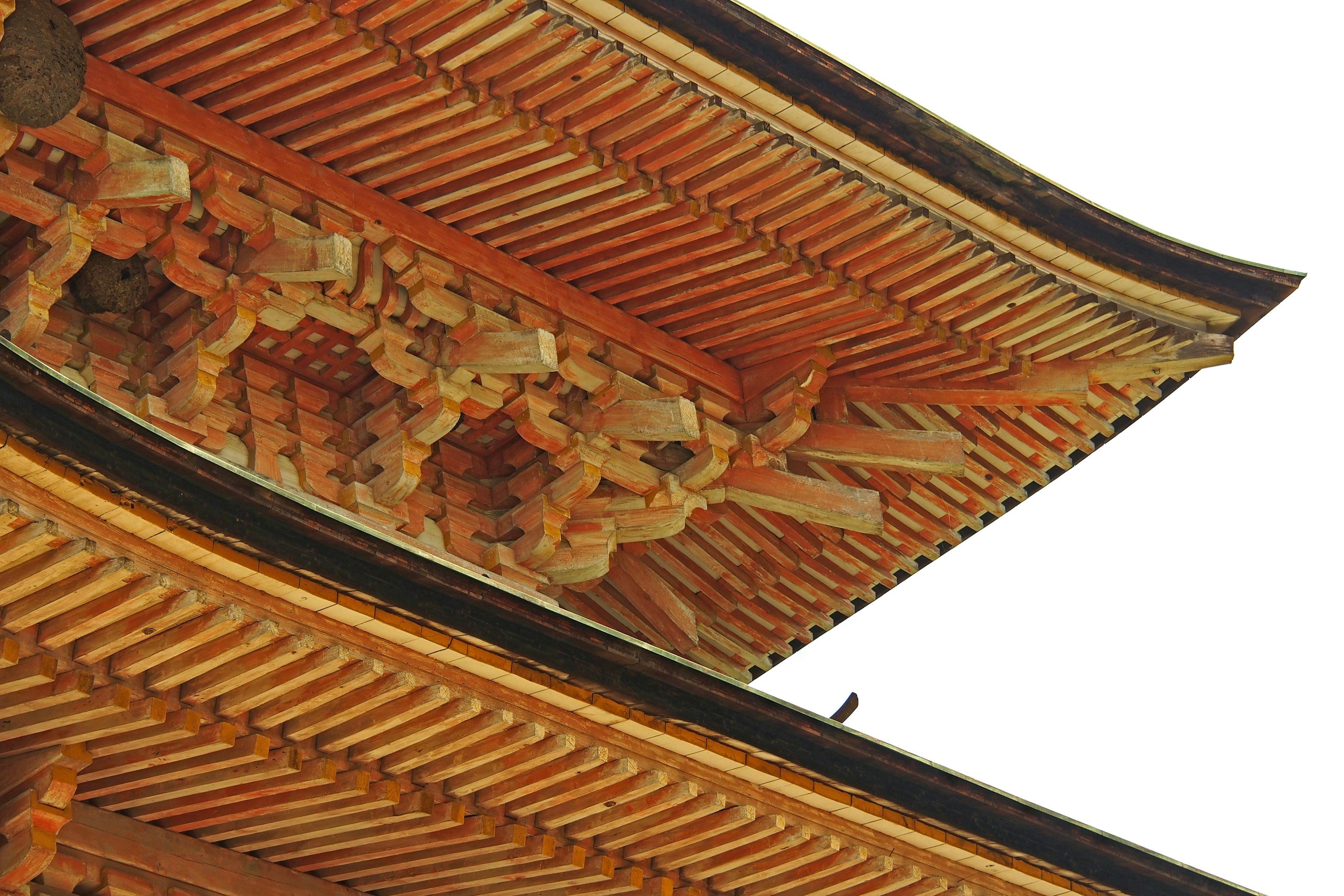 Detail eines traditionellen japanischen Architekturdachs