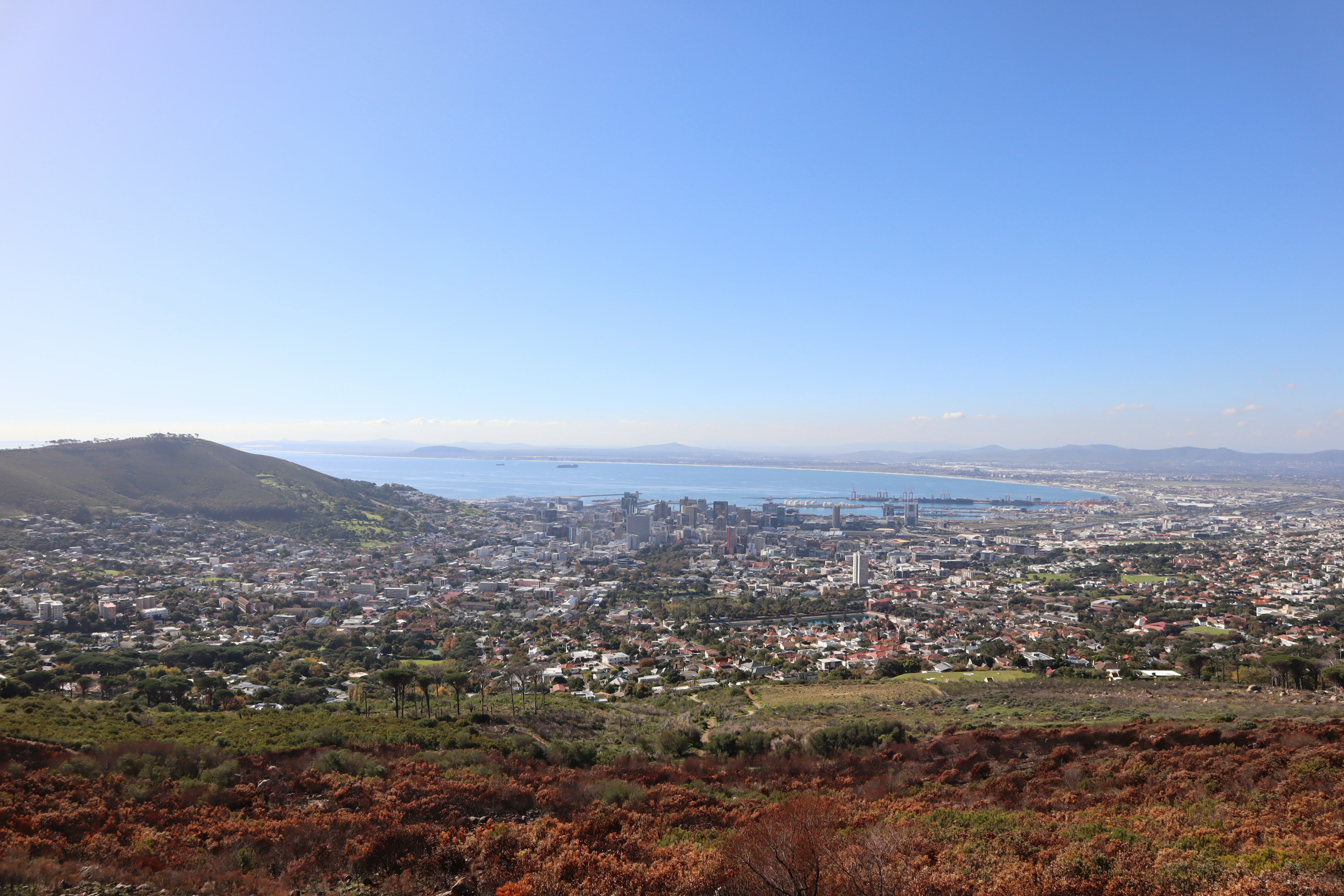 Panoramic view of Cape Town city and the ocean