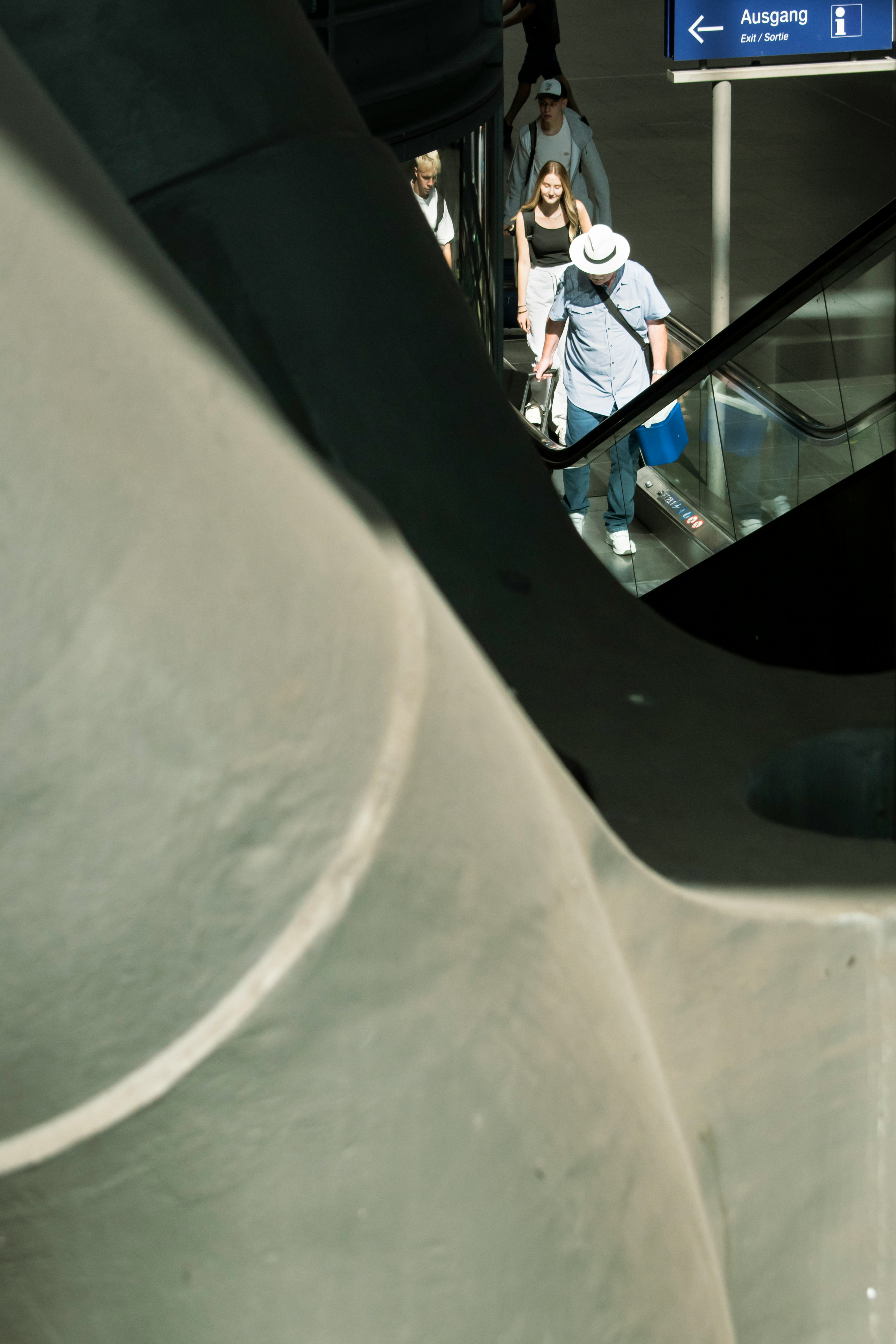 photo-v0cuMCg7op2ThDq34G8W-image