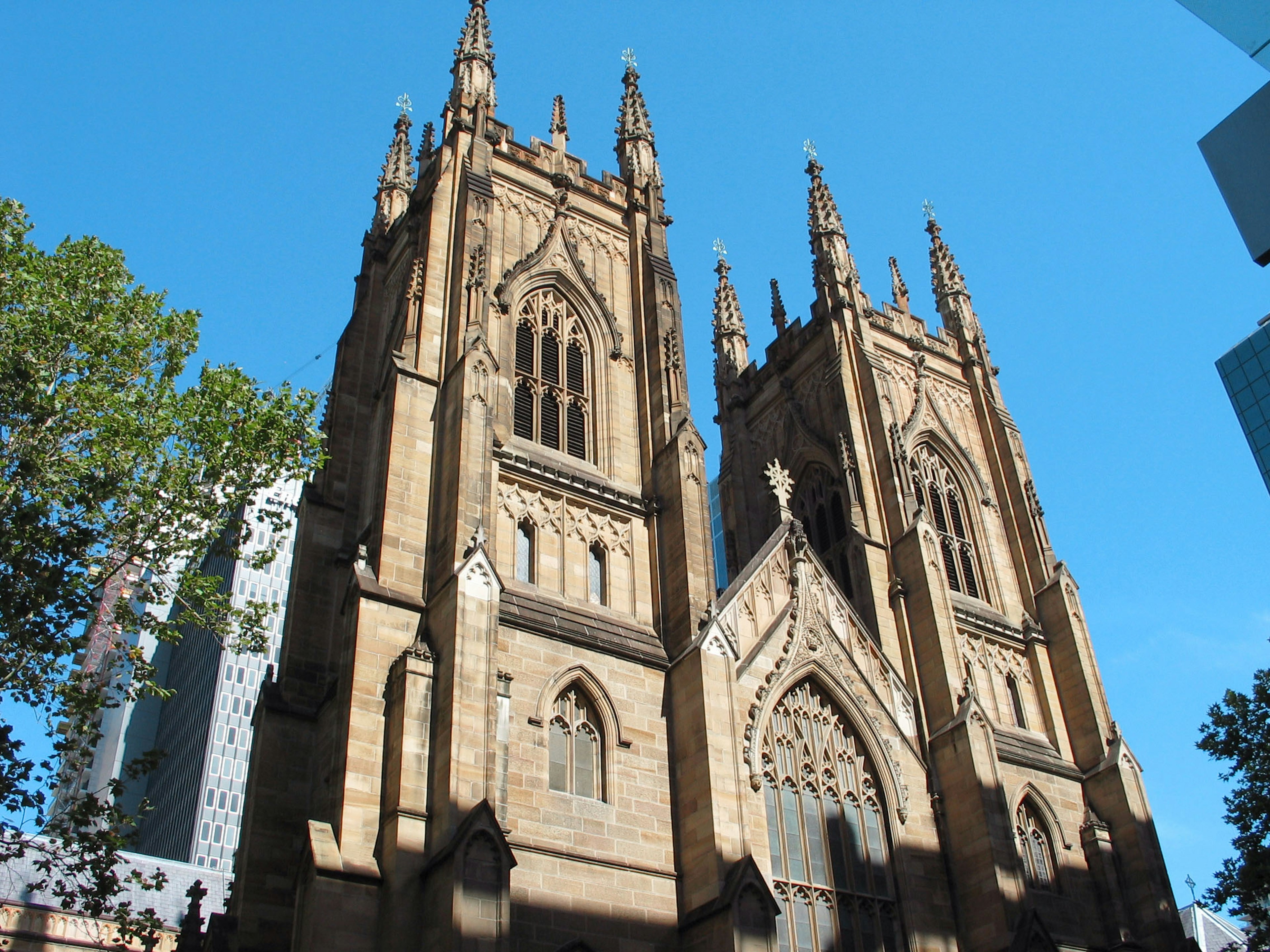 Architecture gothique de la cathédrale Saint-Marie à Sydney