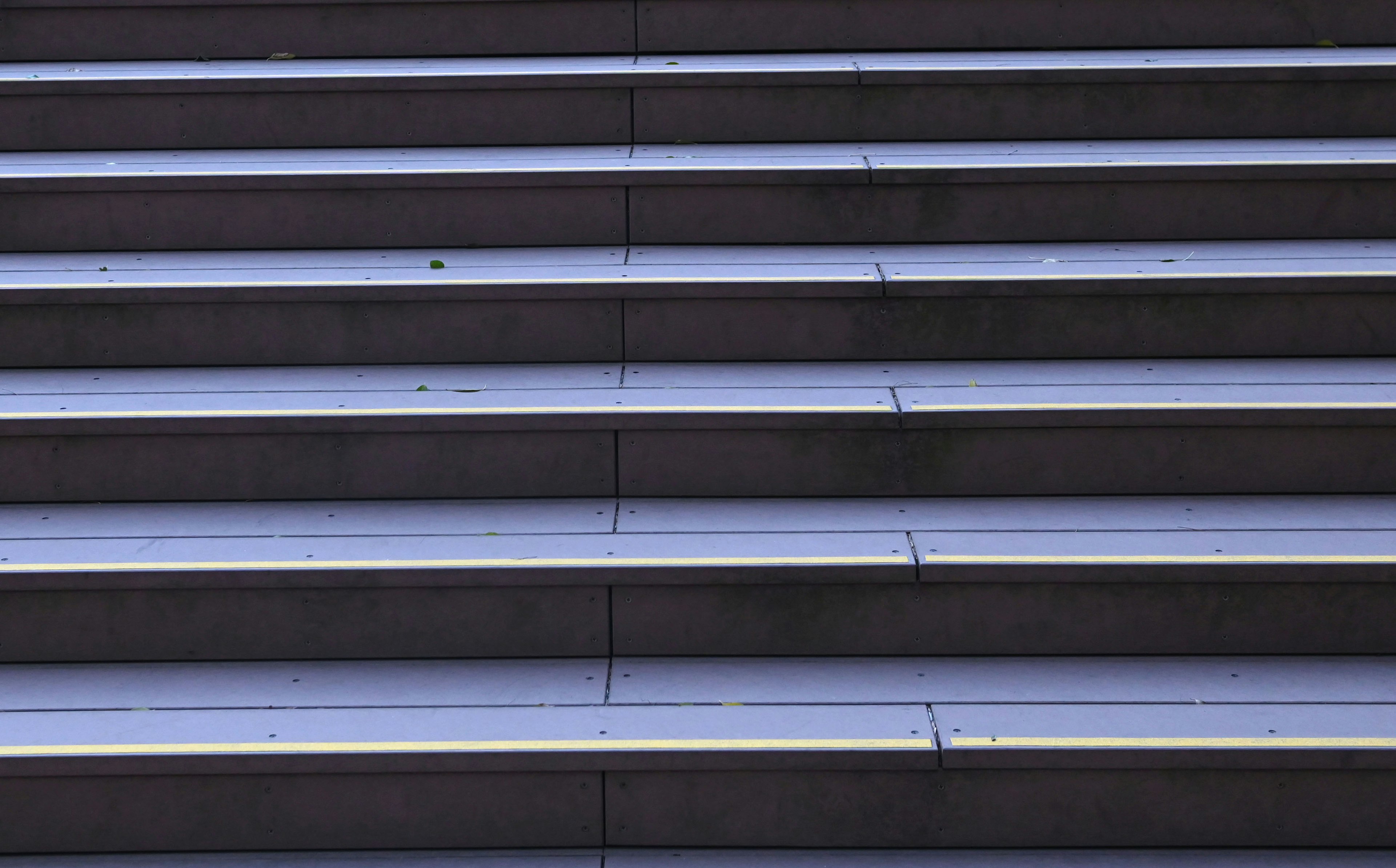 Image of a simple modern staircase pattern