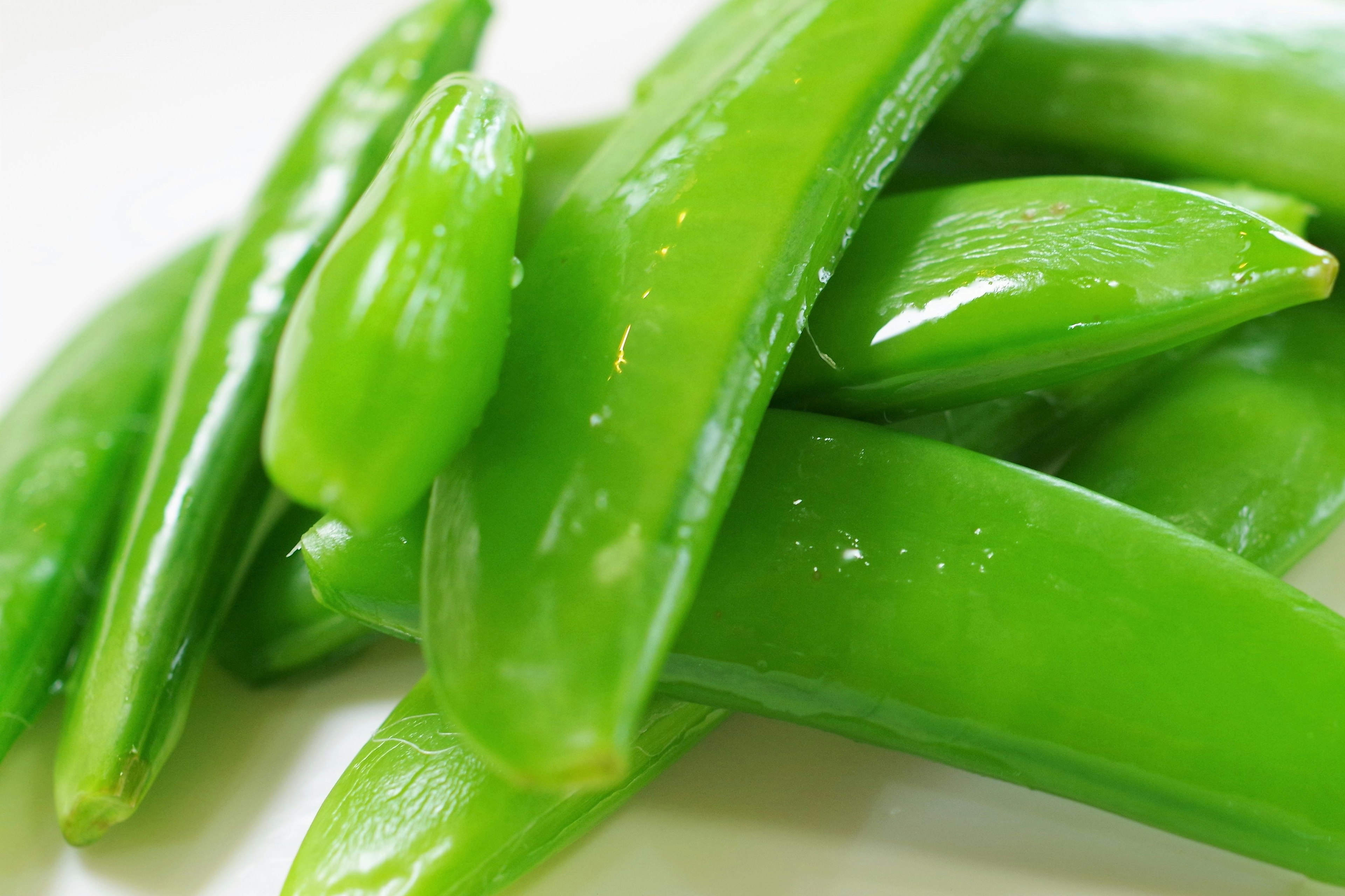 Close-up of fresh green snap peas